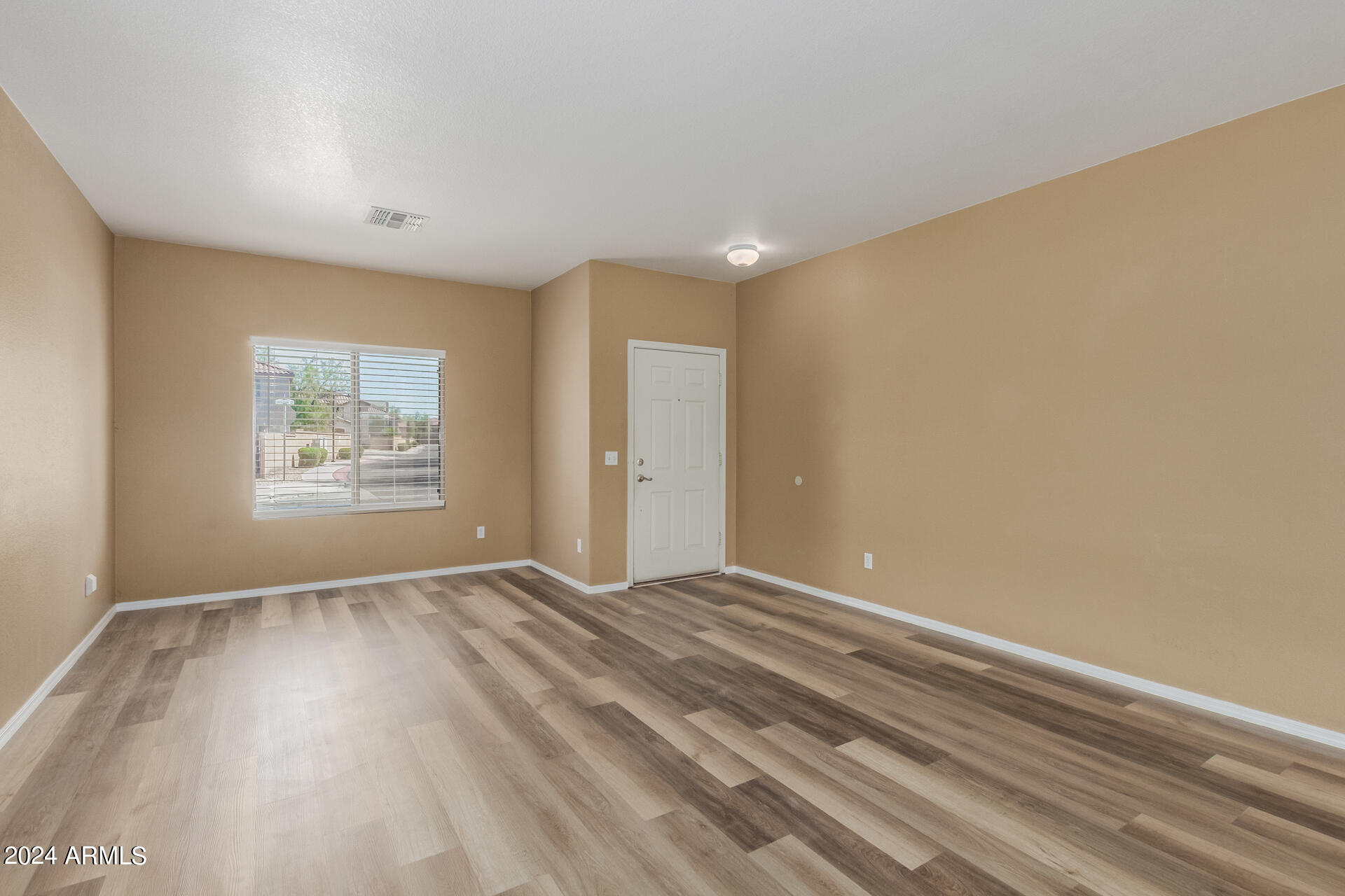 9403 W SHERIDAN Street