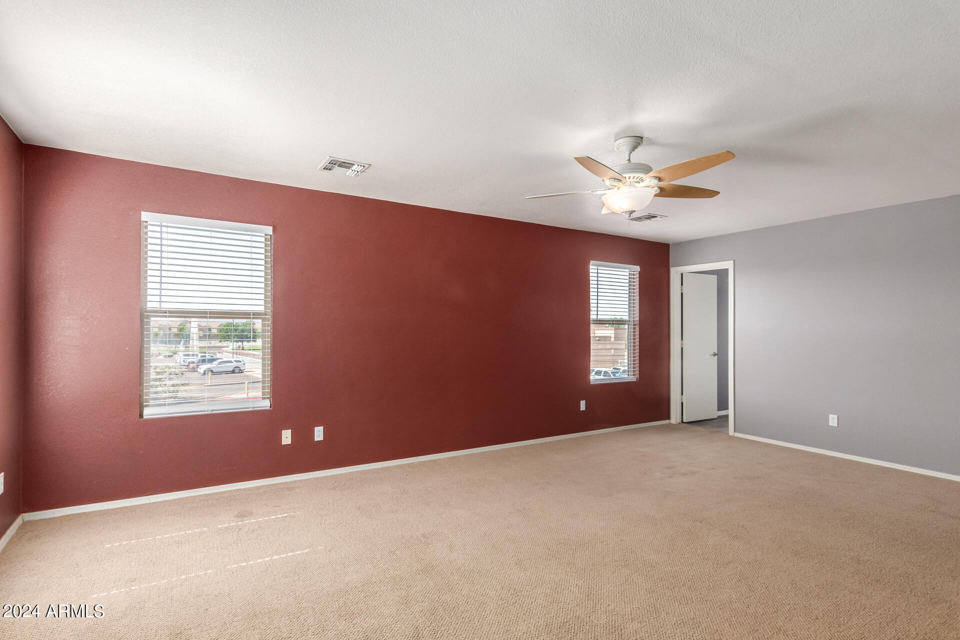 9403 W SHERIDAN Street