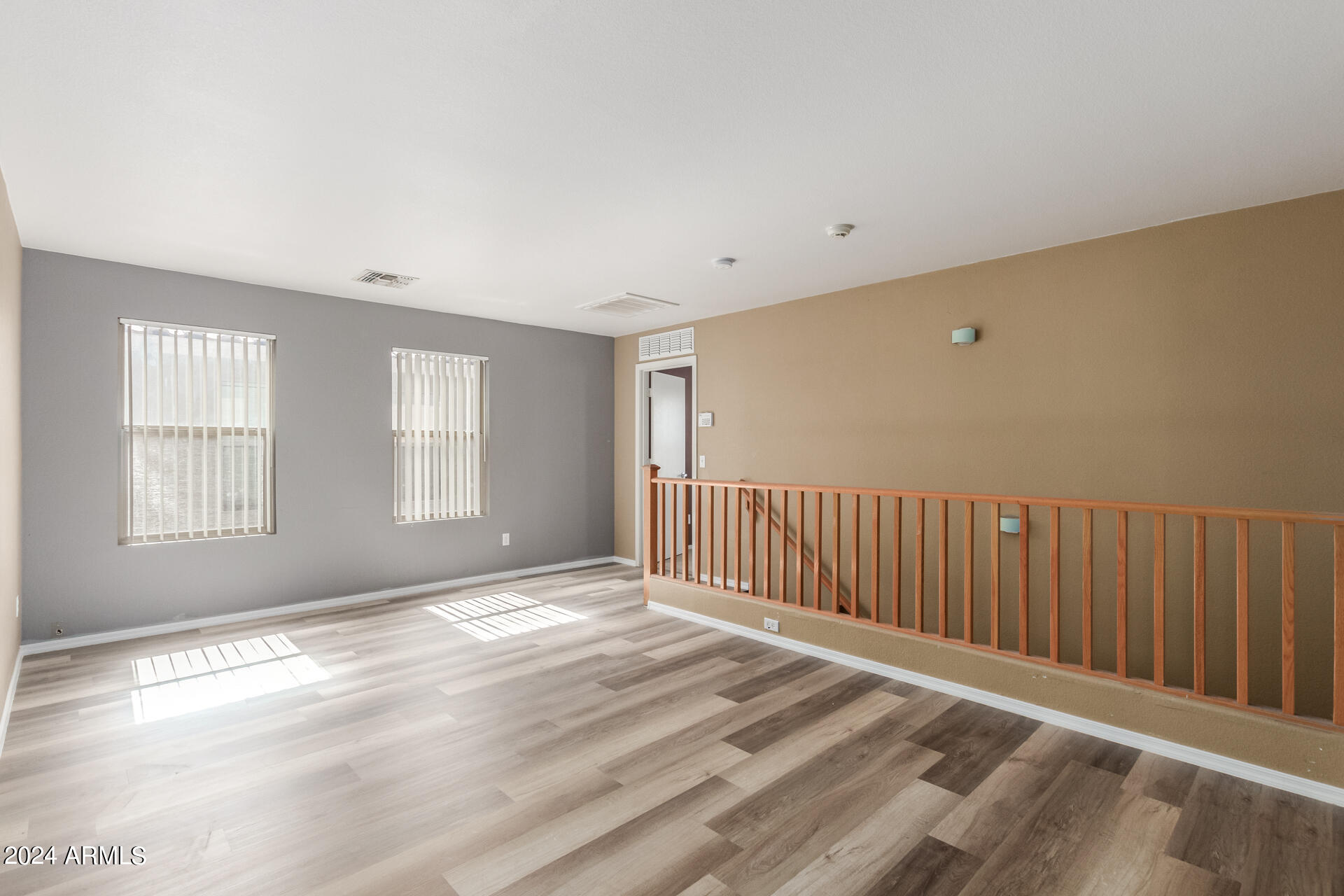 9403 W SHERIDAN Street