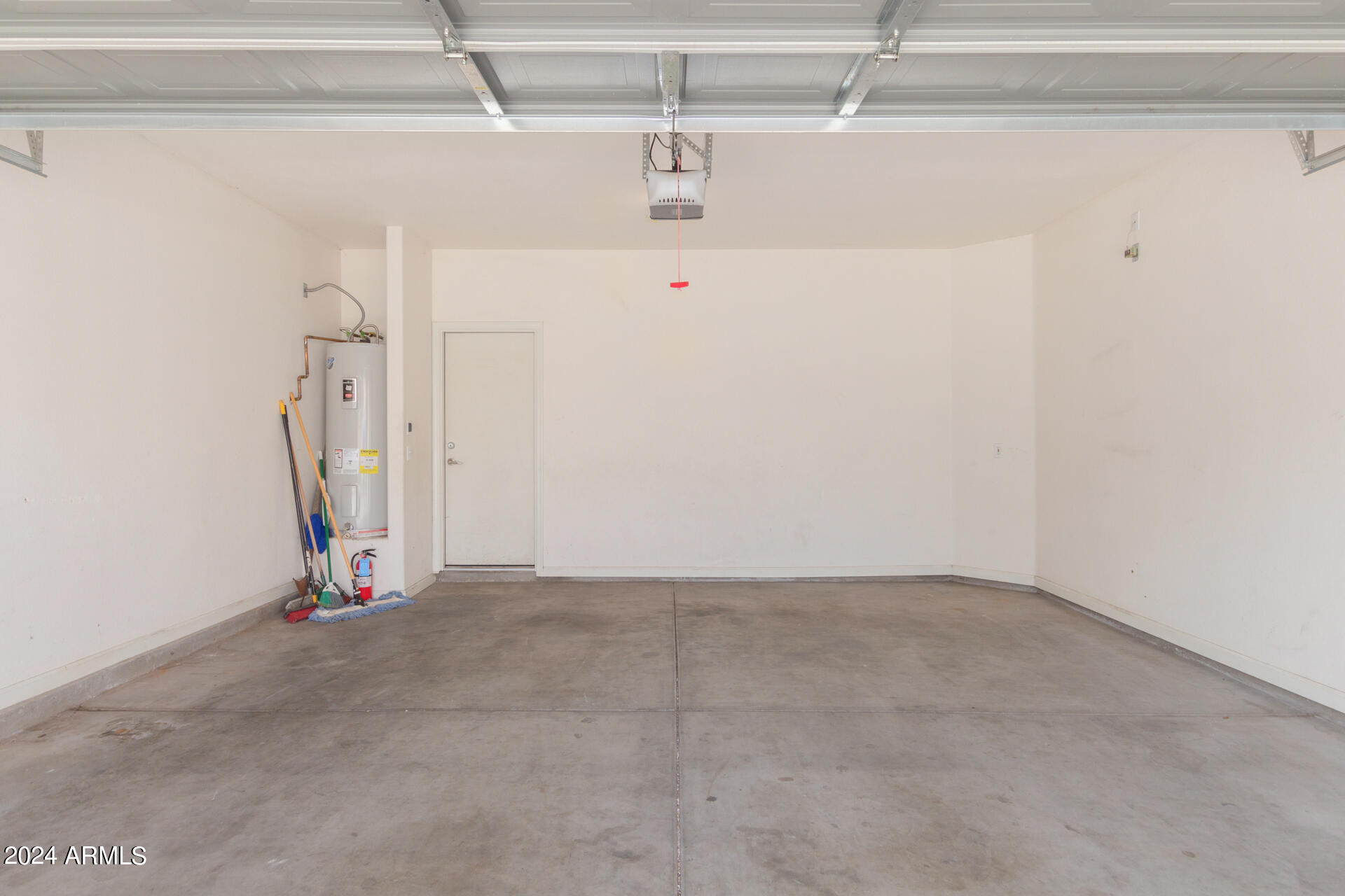 9403 W SHERIDAN Street