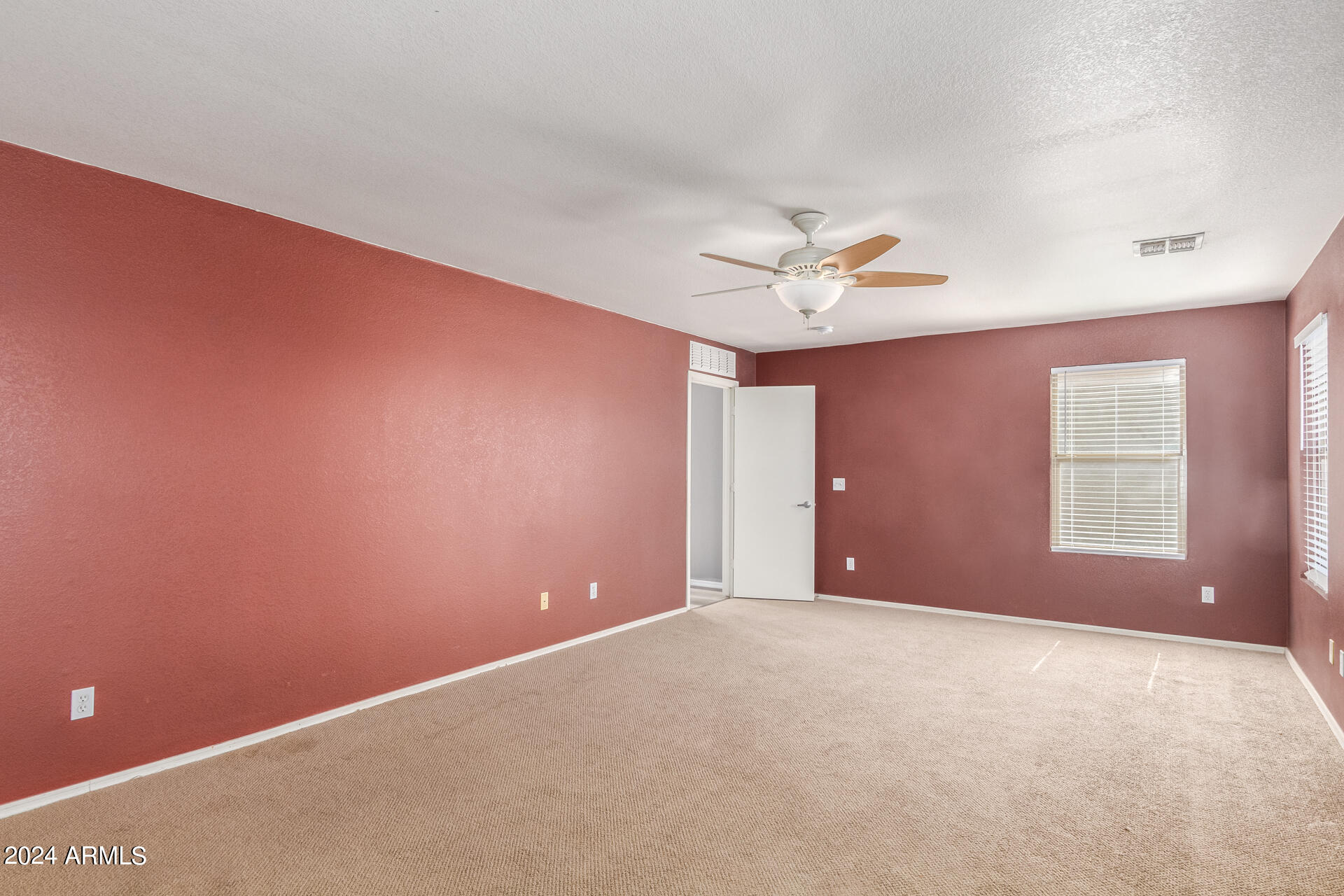 9403 W SHERIDAN Street