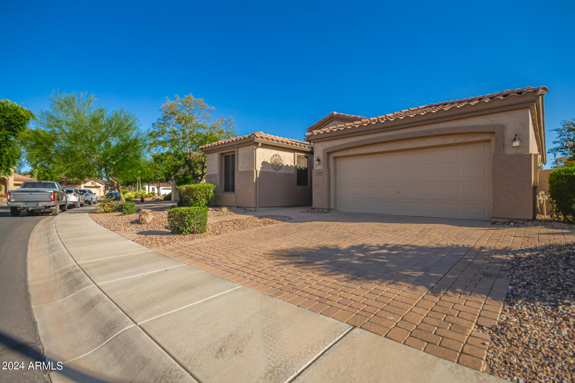 4279 E NIGHTINGALE Lane