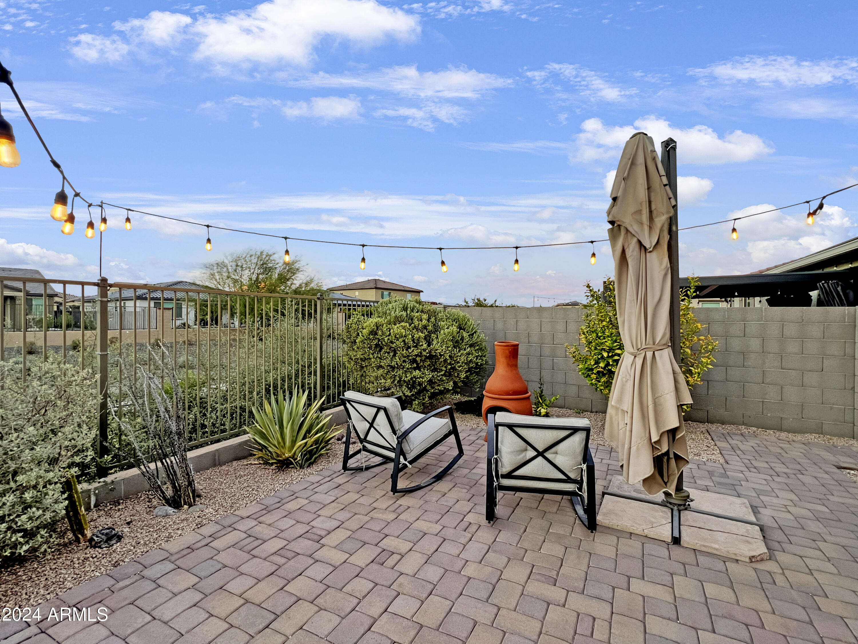 18832 W SAN JUAN Avenue