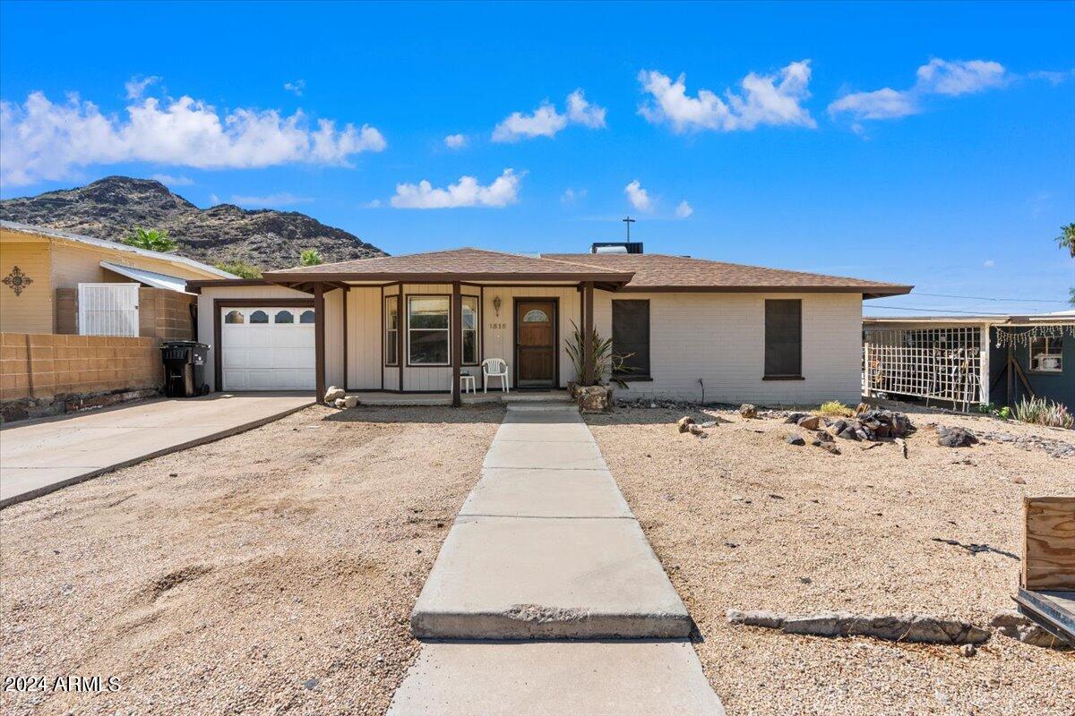 1515 E HATCHER Road