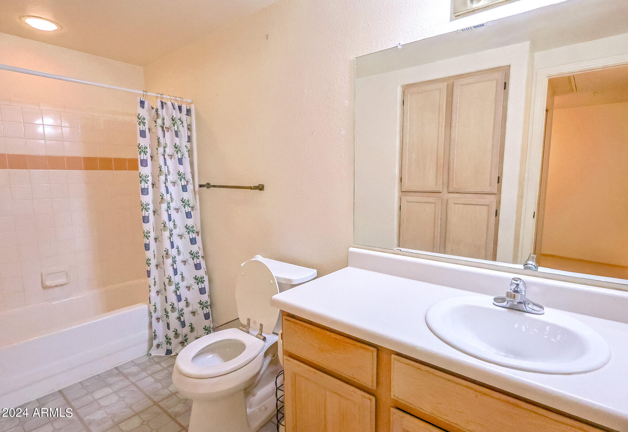 750 E NORTHERN Avenue E # 1097