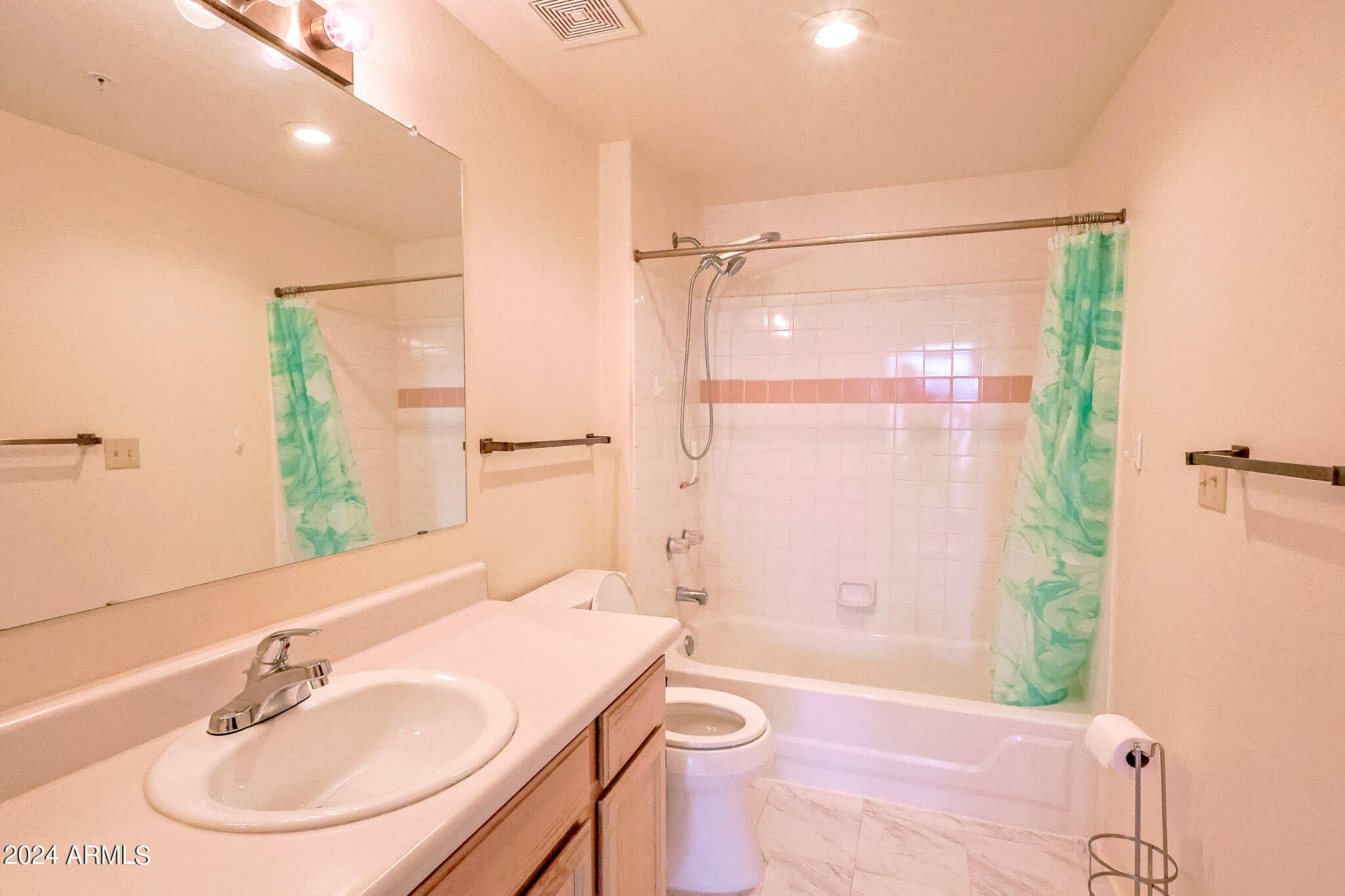 750 E NORTHERN Avenue E # 1097