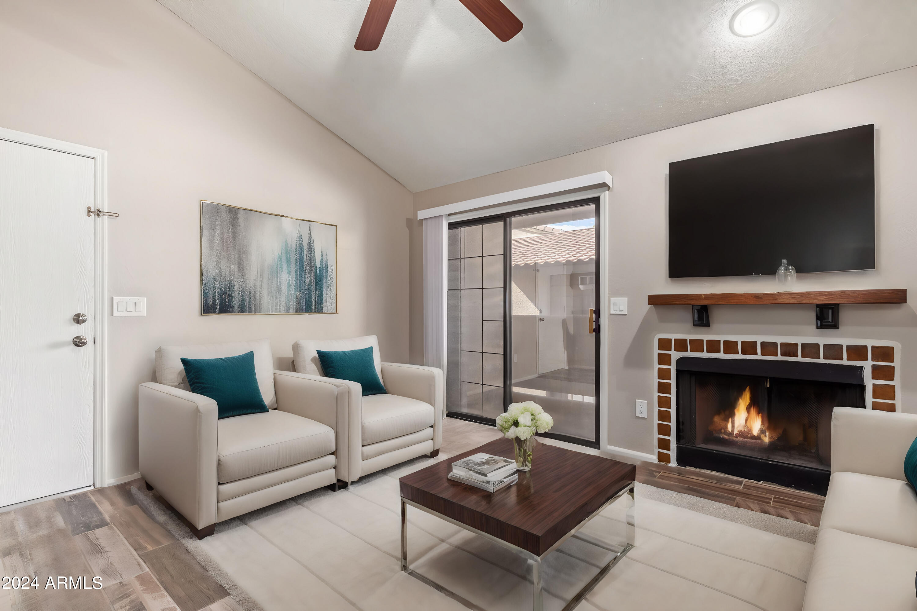 533 W GUADALUPE Road # 2046