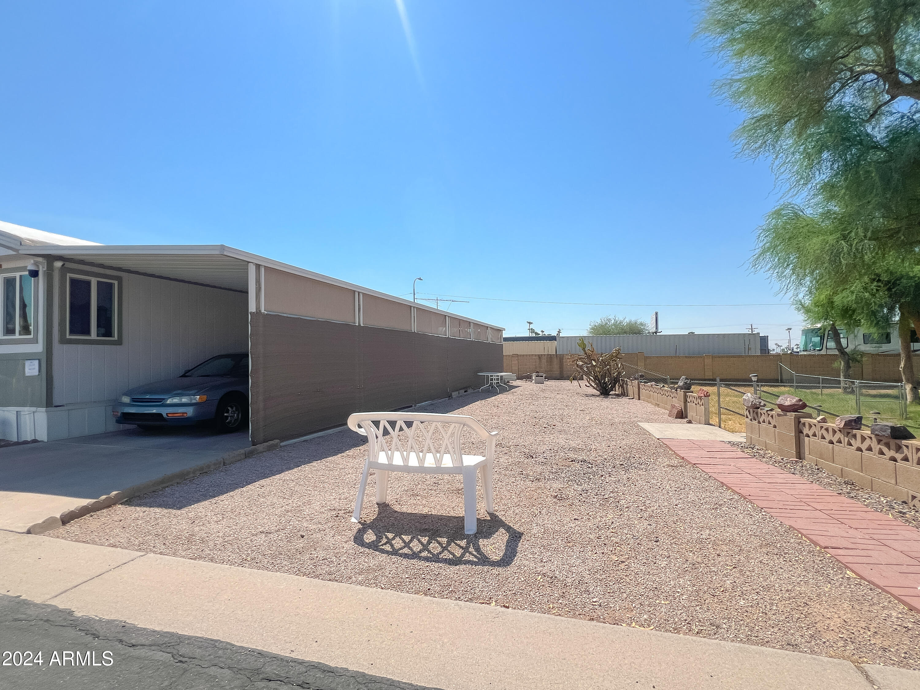 9427 E UNIVERSITY Drive # 3