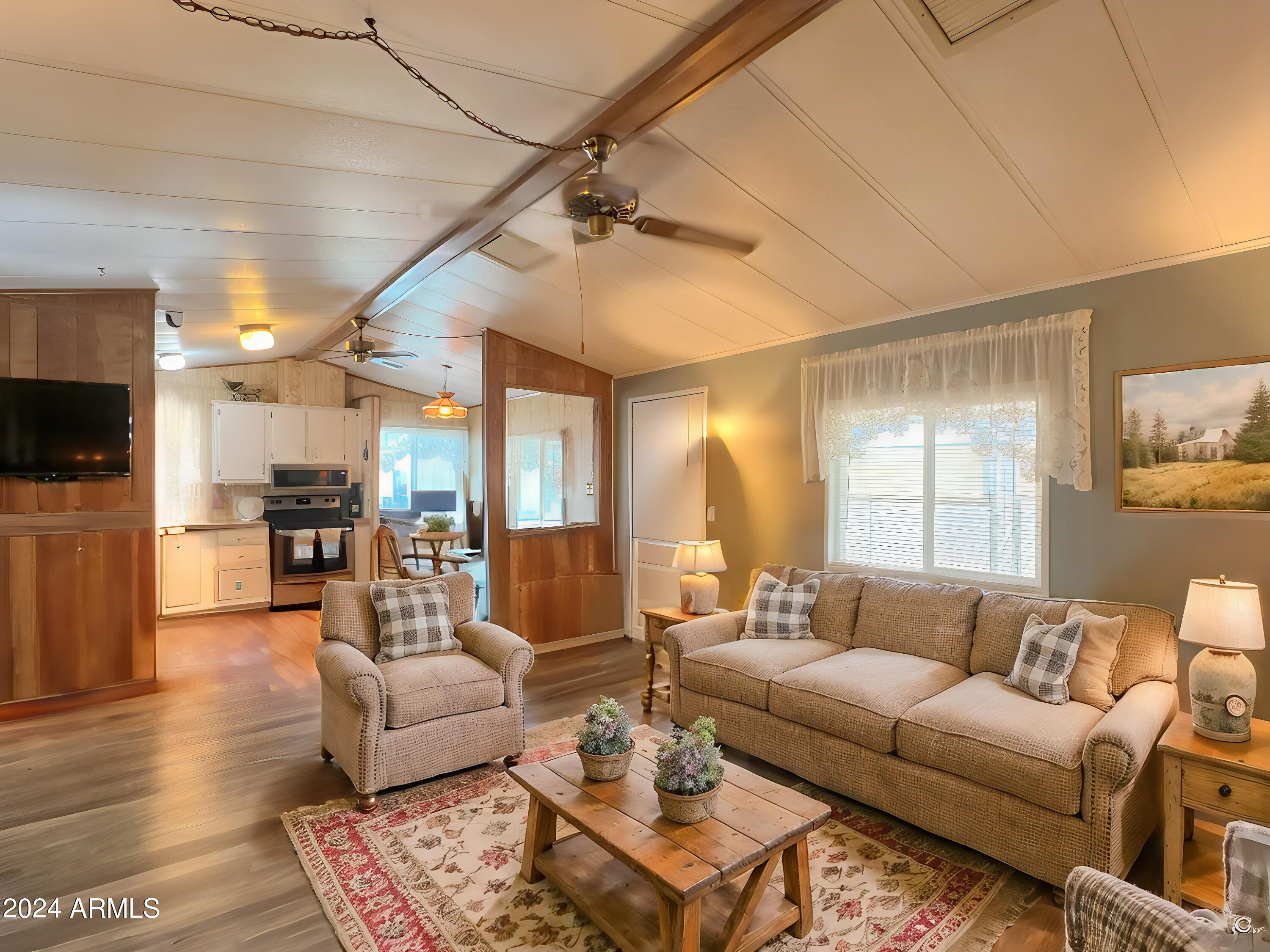 9427 E UNIVERSITY Drive # 3