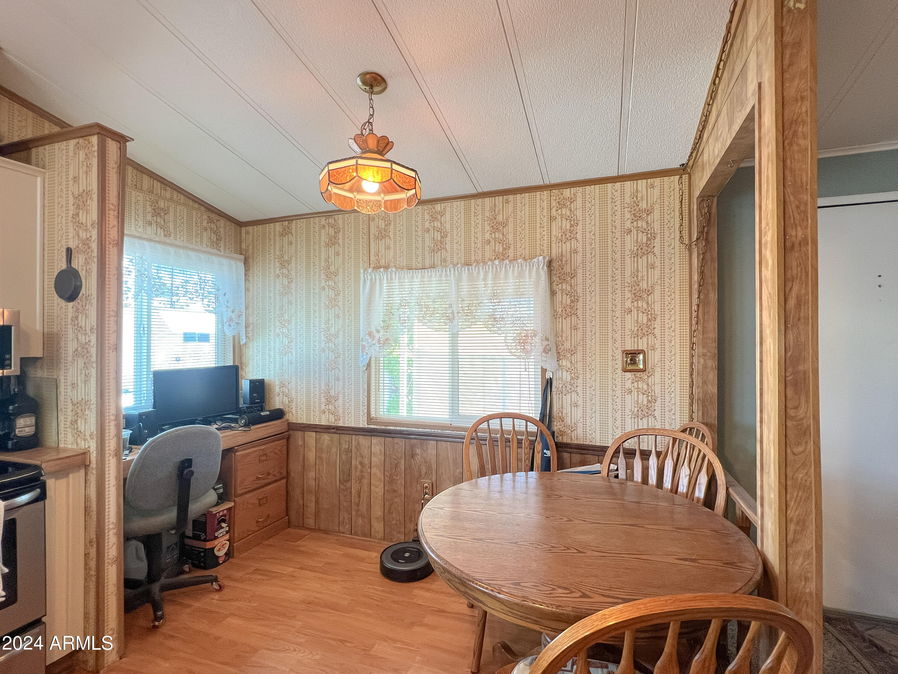 9427 E UNIVERSITY Drive # 3