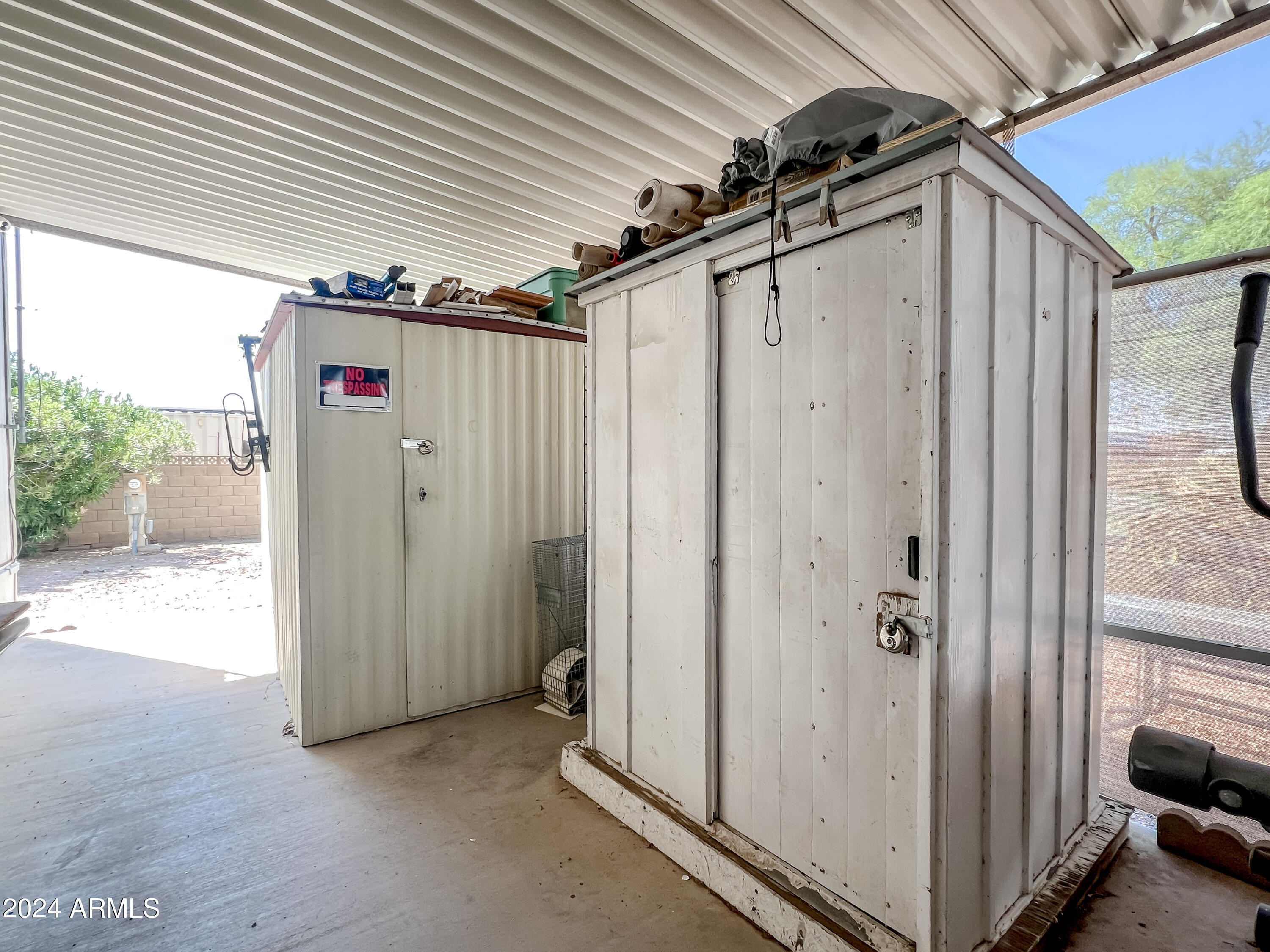 9427 E UNIVERSITY Drive # 3