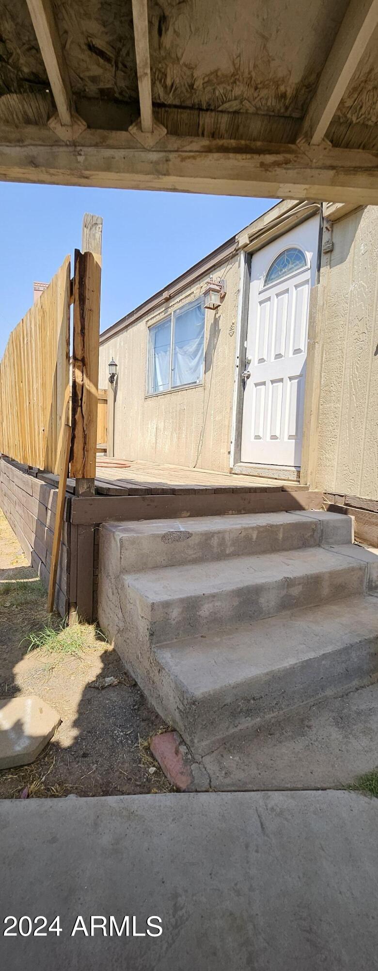 2201 E ALTA VISTA Road