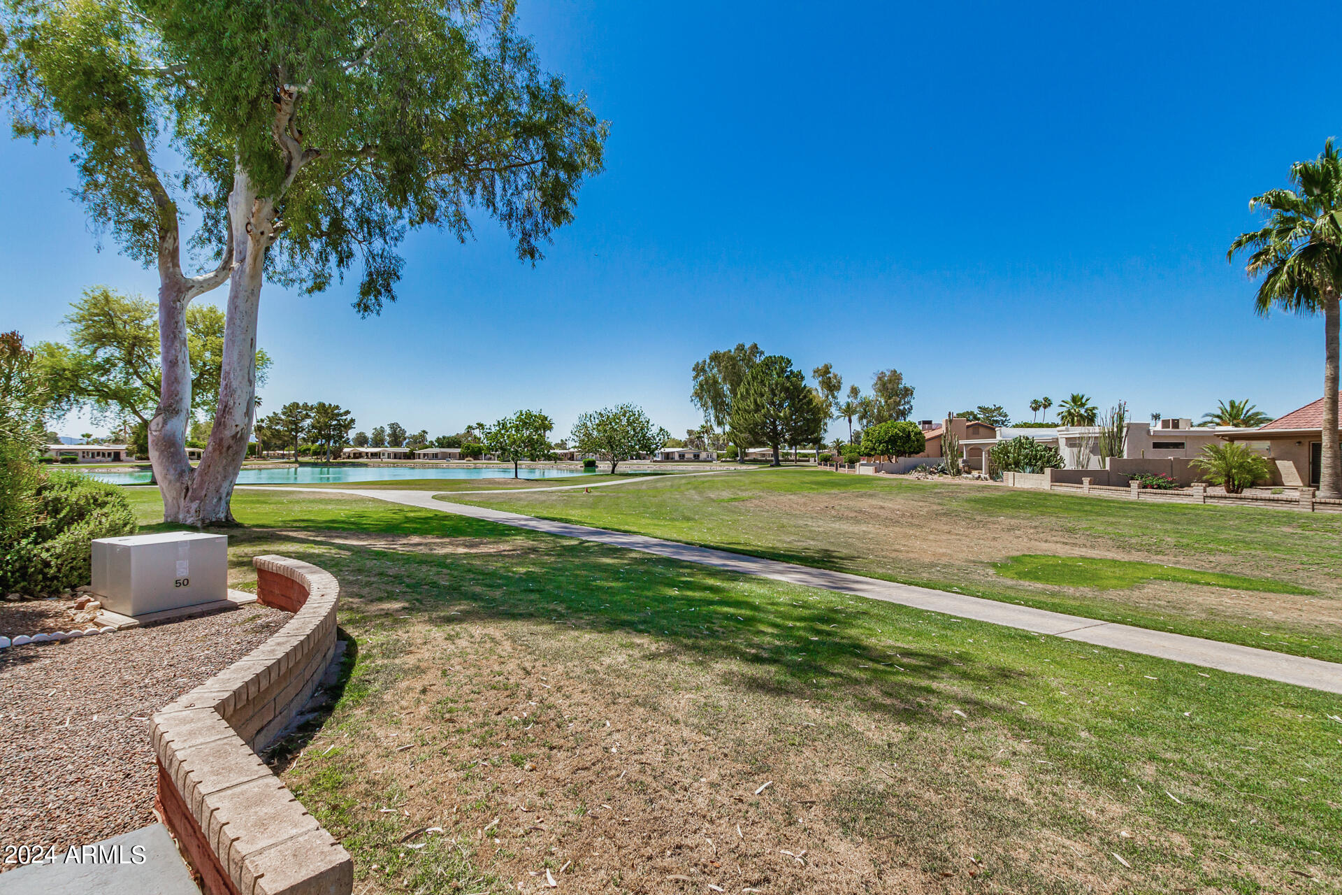 9234 E LAKESIDE Drive