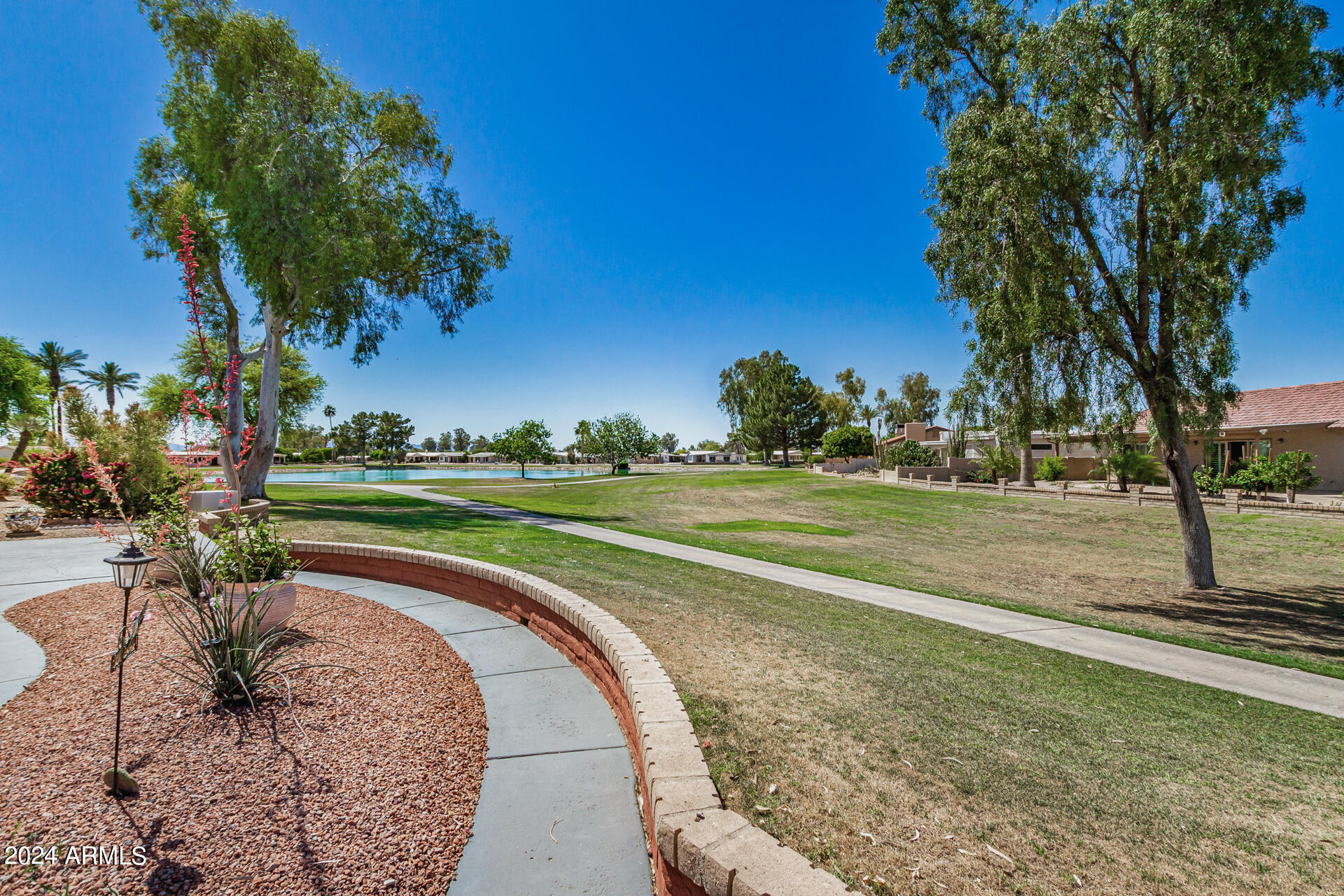 9234 E LAKESIDE Drive