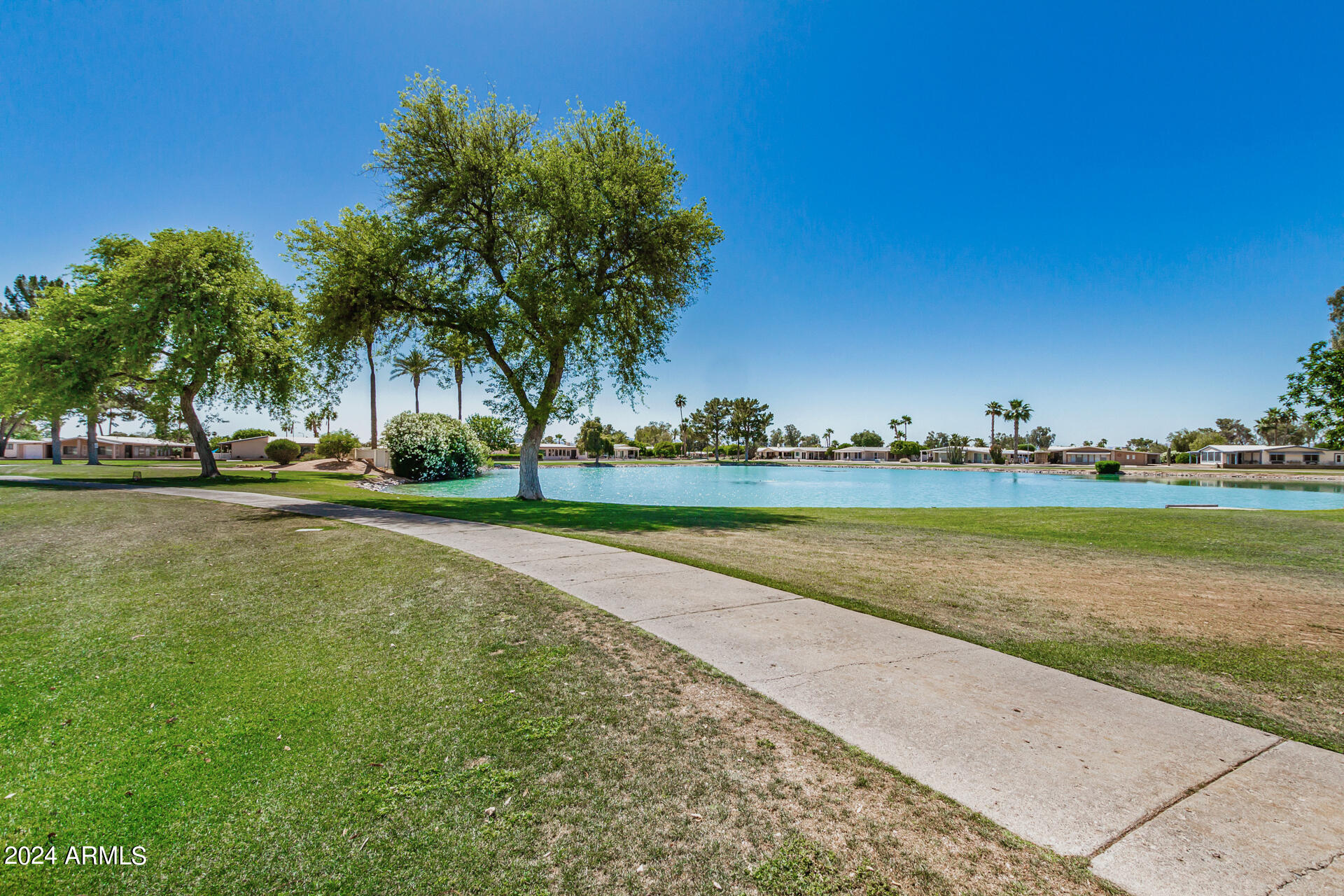 9234 E LAKESIDE Drive