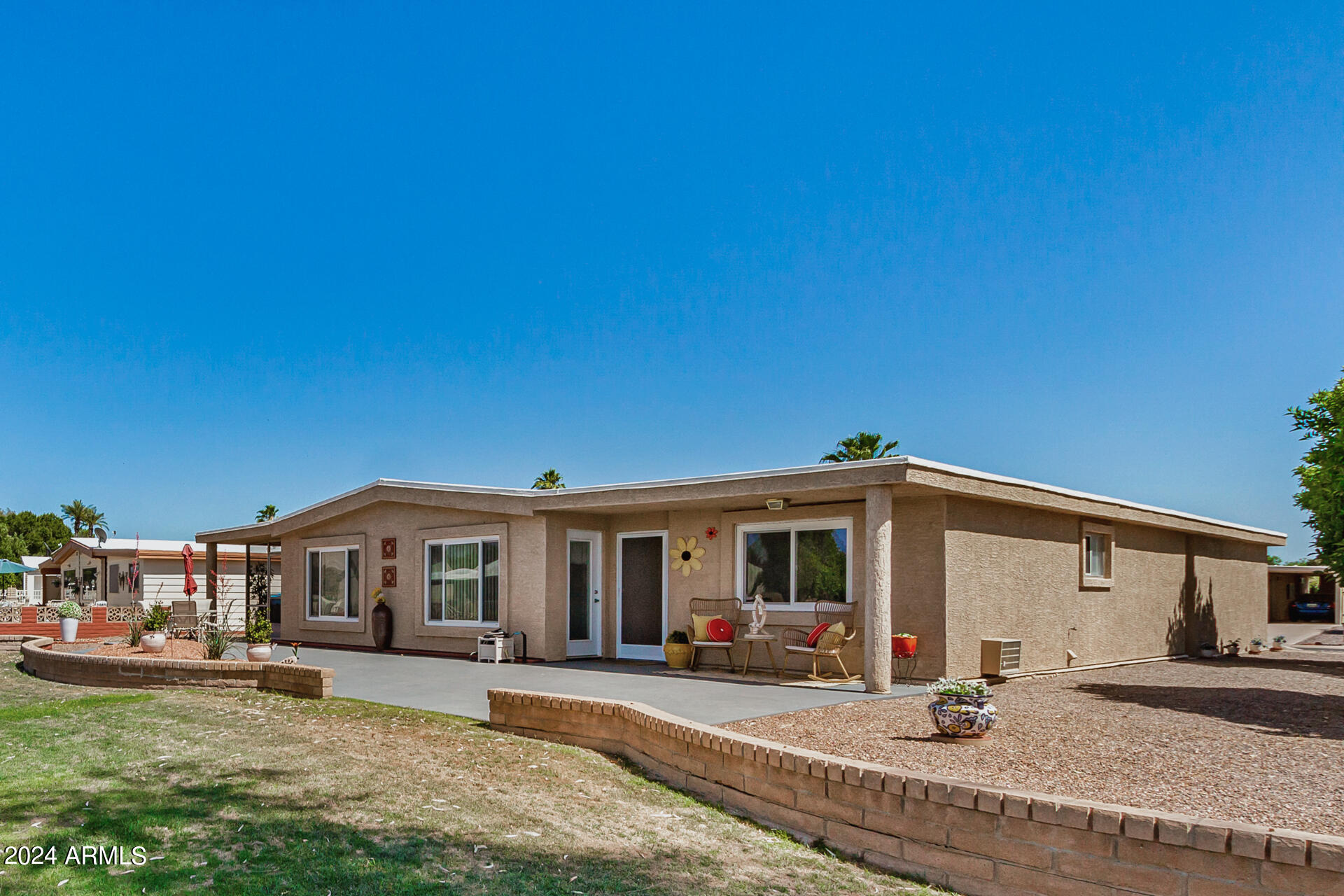 9234 E LAKESIDE Drive