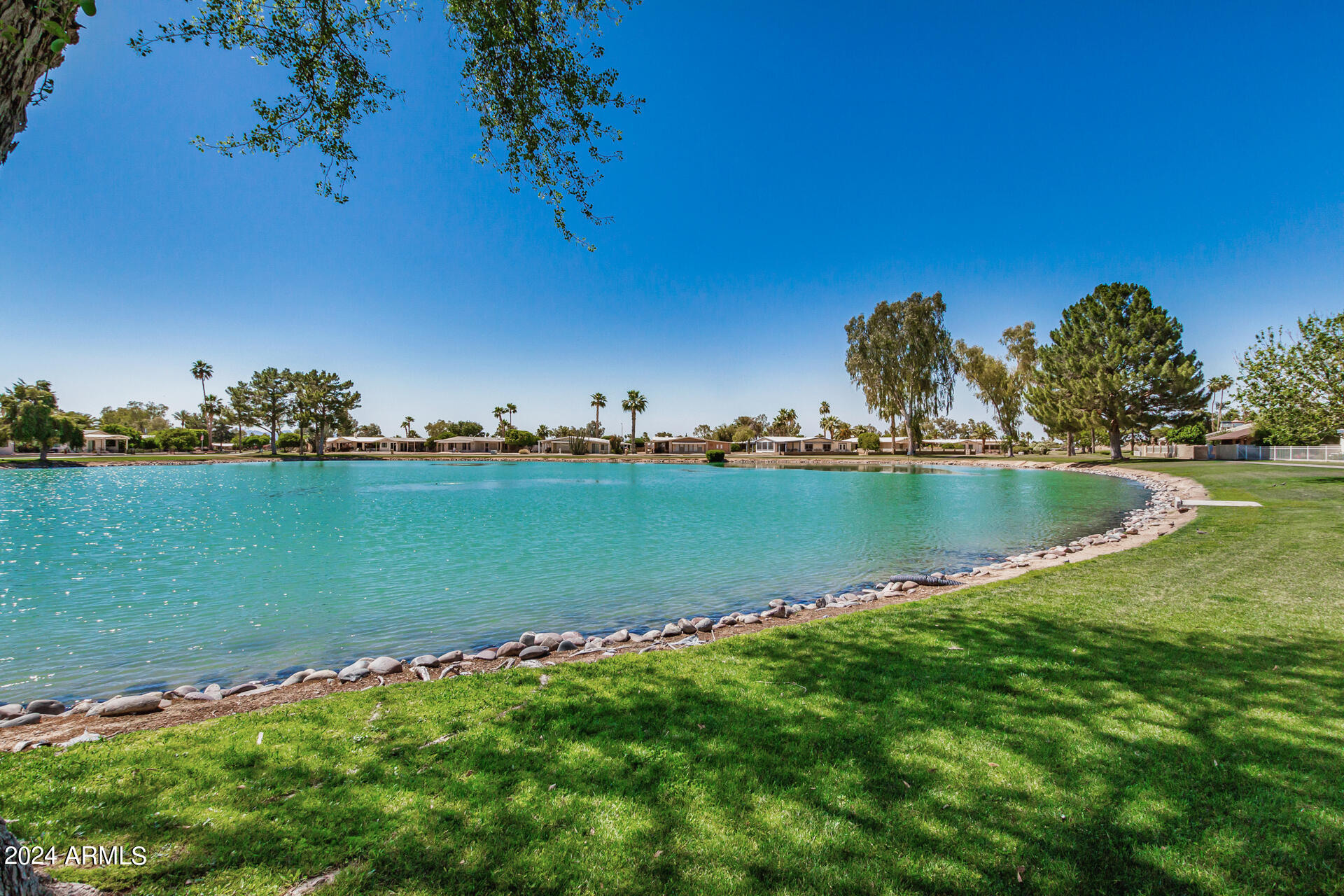 9234 E LAKESIDE Drive
