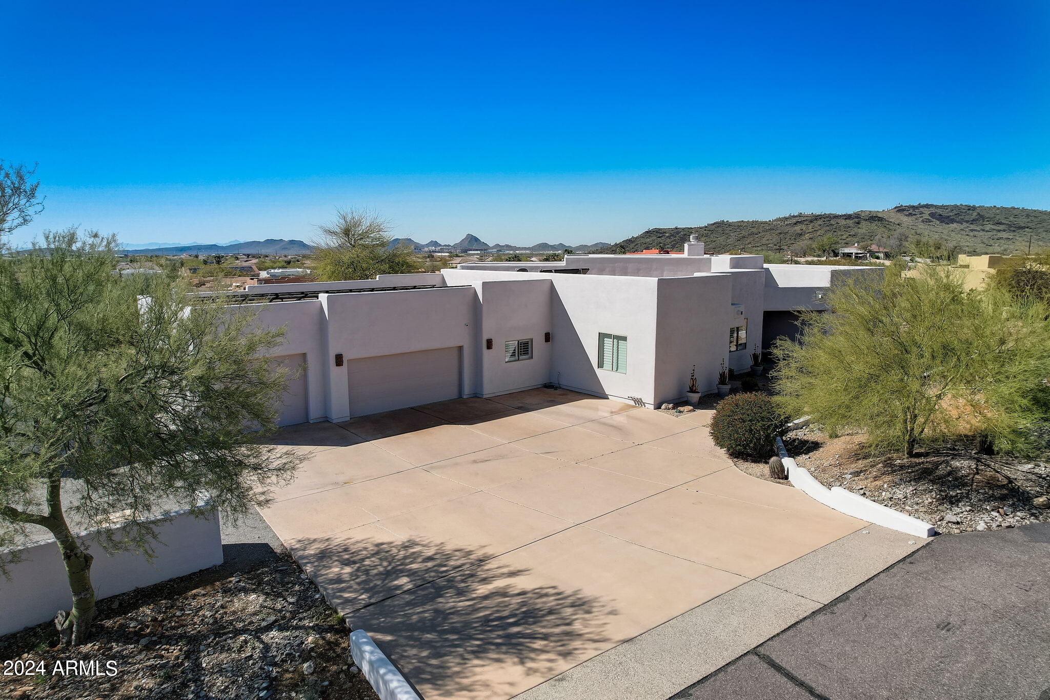 3309 W HERE TO THERE Drive