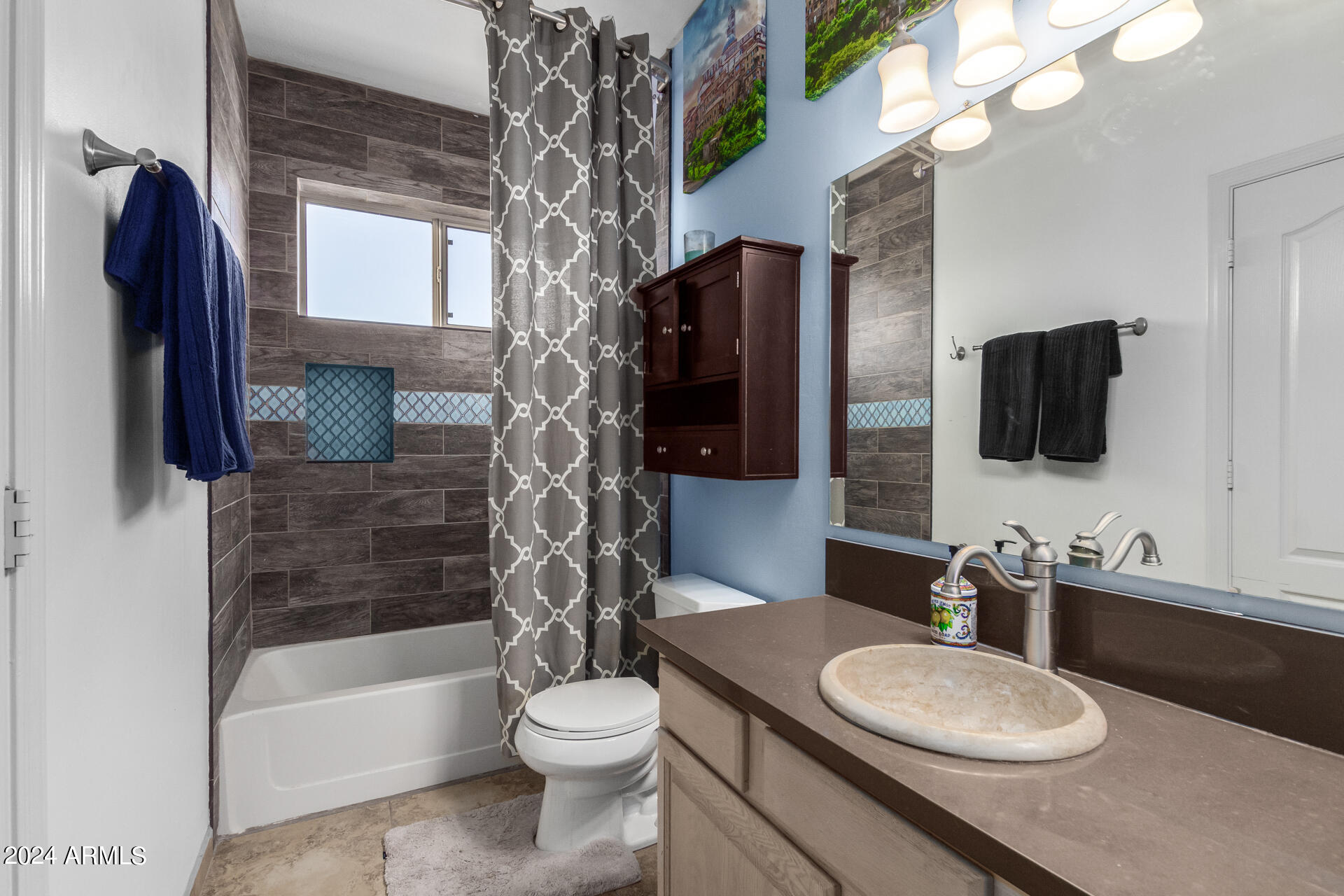 7640 E SNOWDON Circle