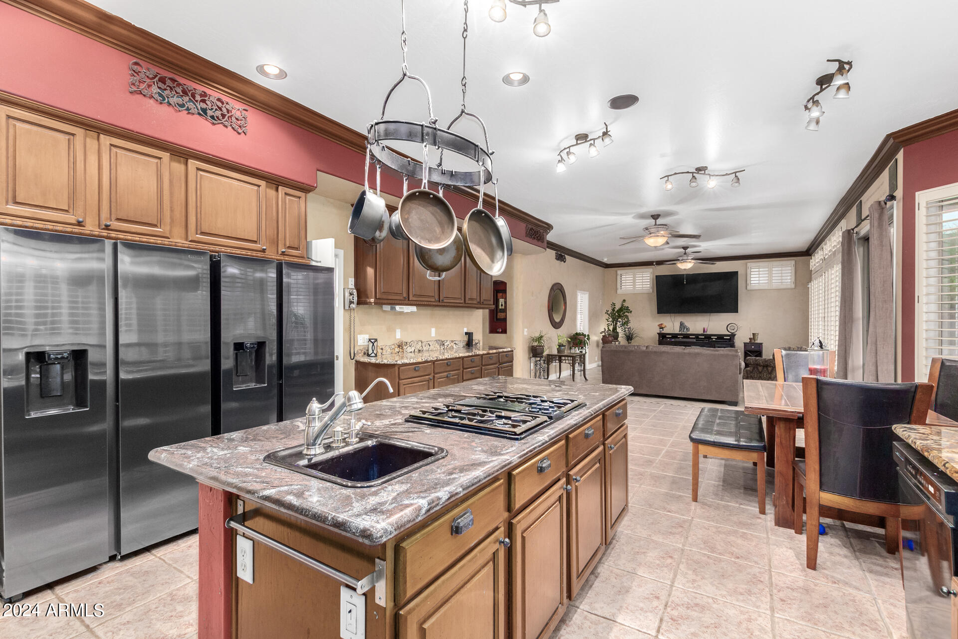 7640 E SNOWDON Circle