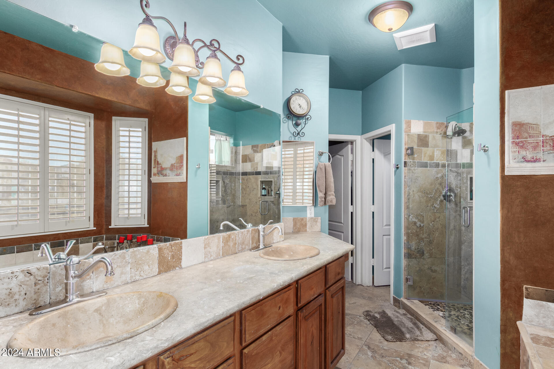 7640 E SNOWDON Circle