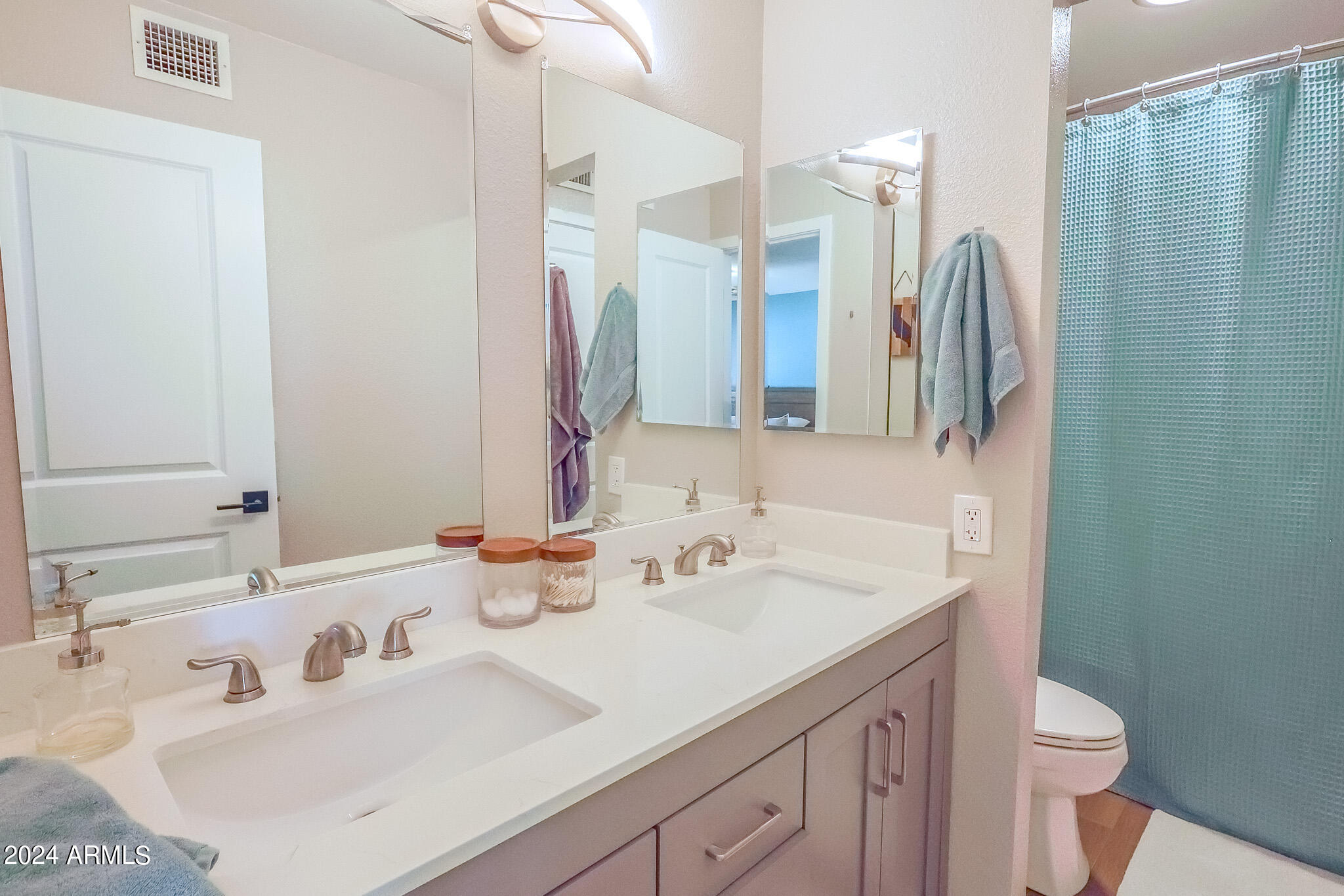 5611 S DOUBLOON Court Unit: E