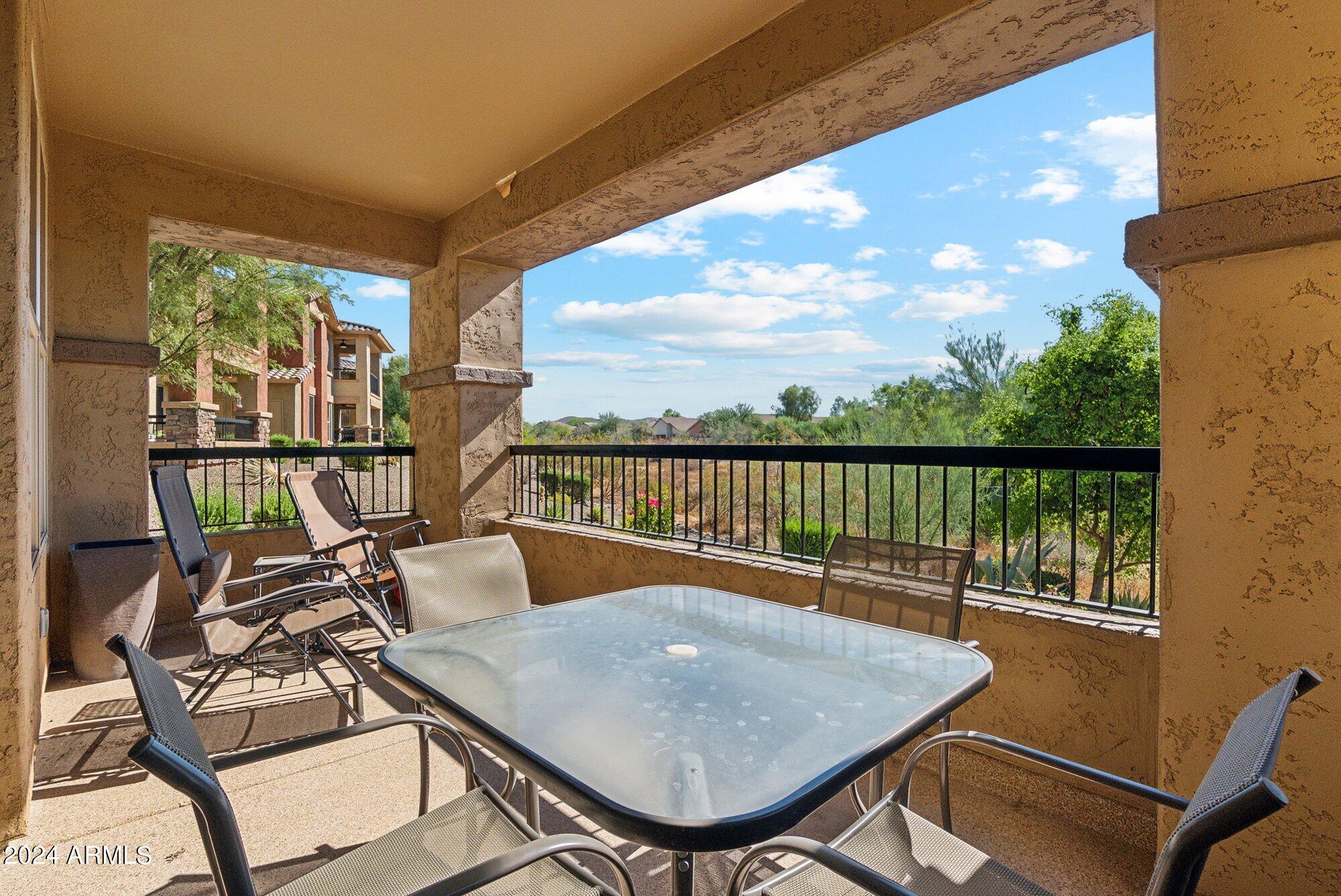 2425 W BRONCO BUTTE Trail # 1029