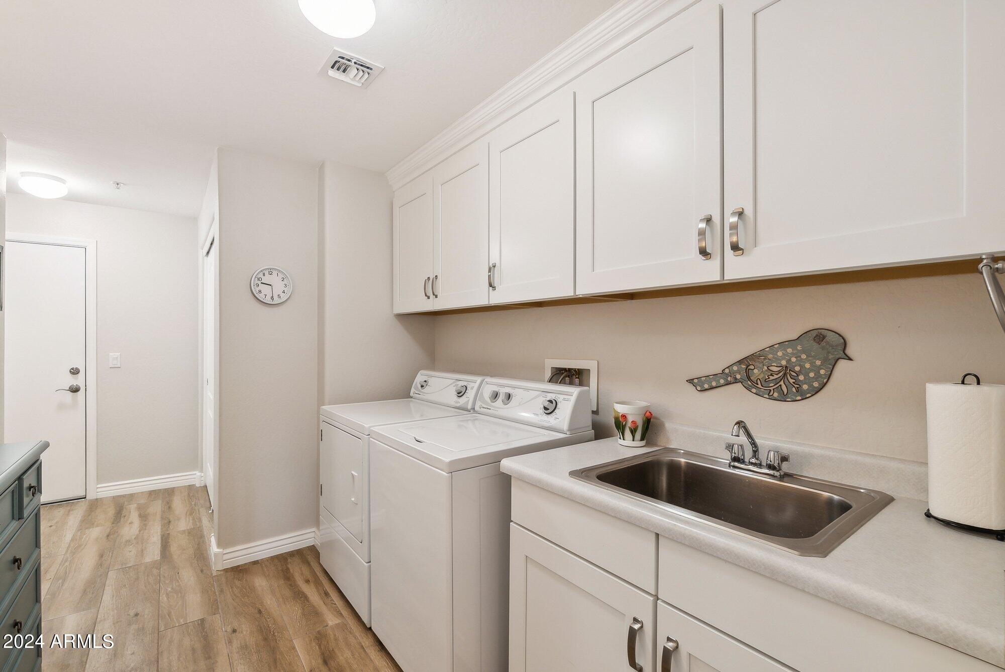 2425 W BRONCO BUTTE Trail # 1029