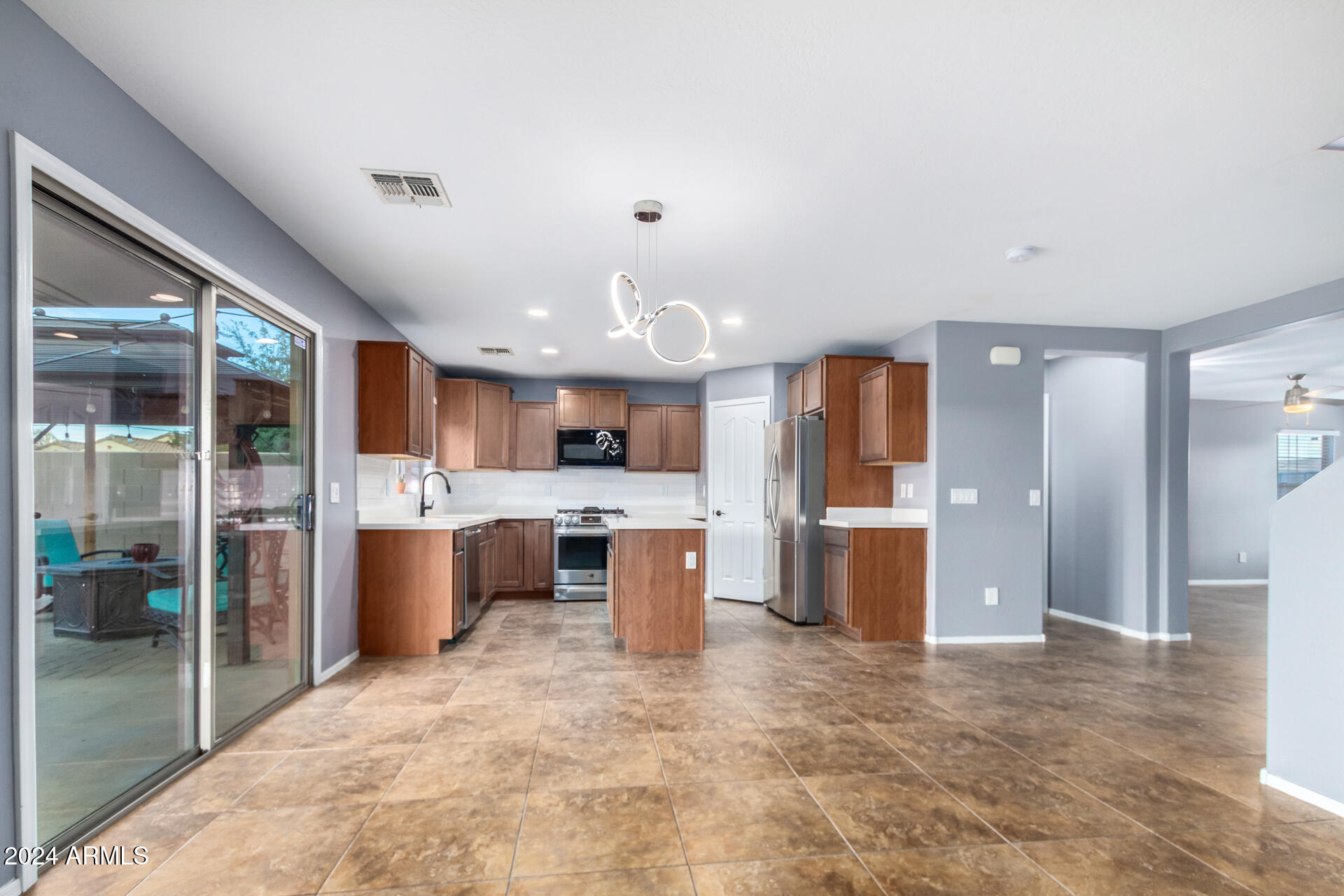 1290 W BELMONT RED Trail