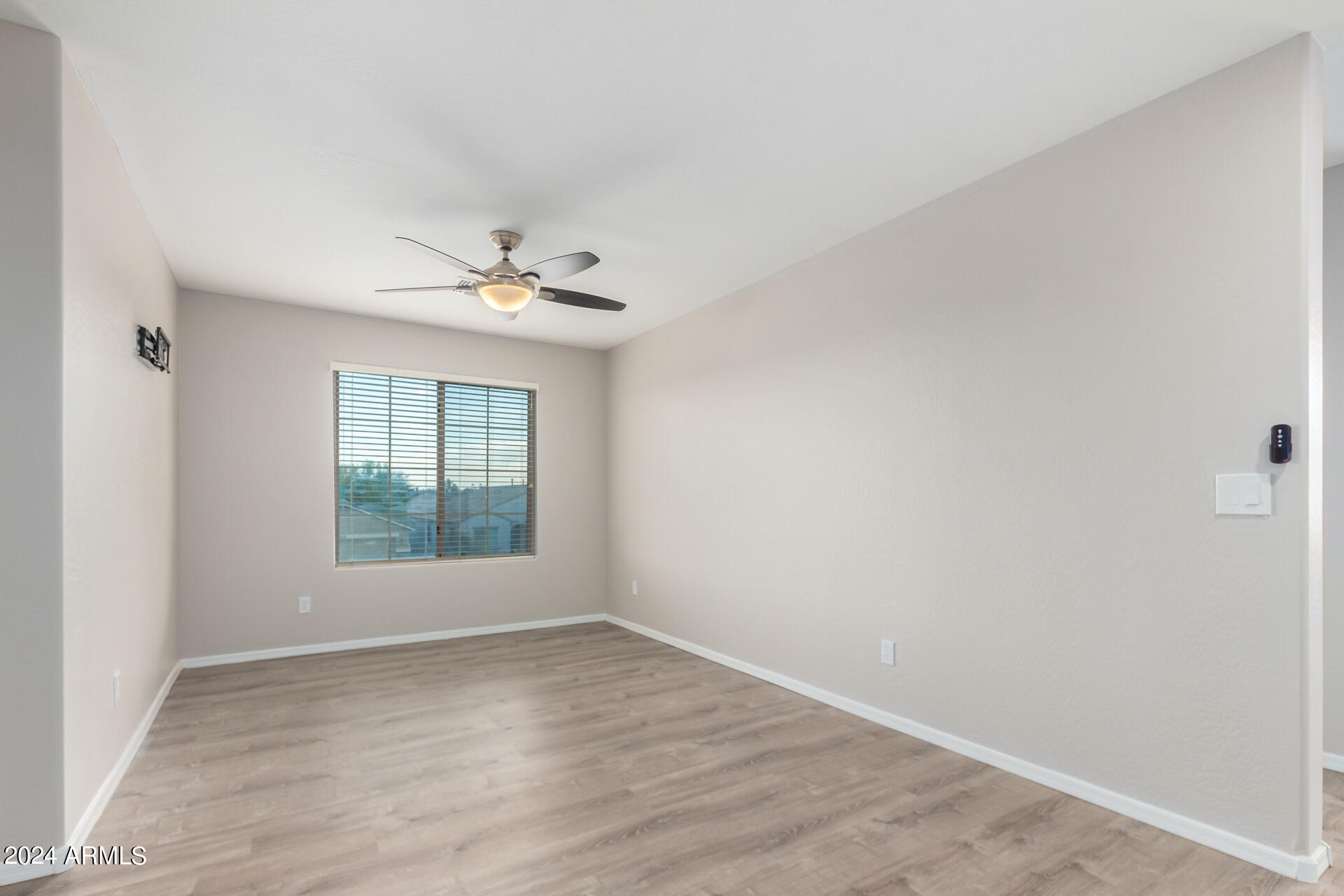 1290 W BELMONT RED Trail