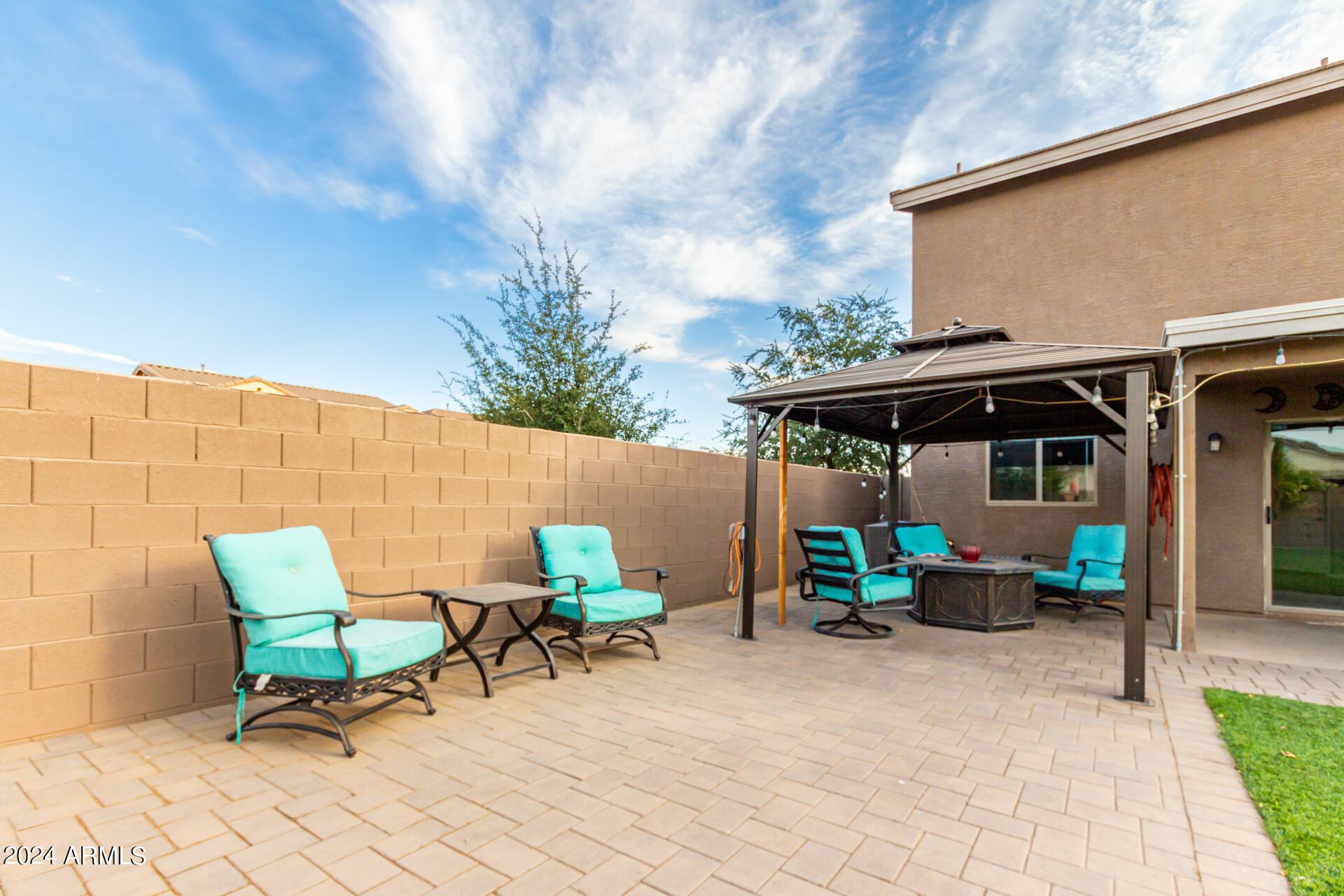 1290 W BELMONT RED Trail