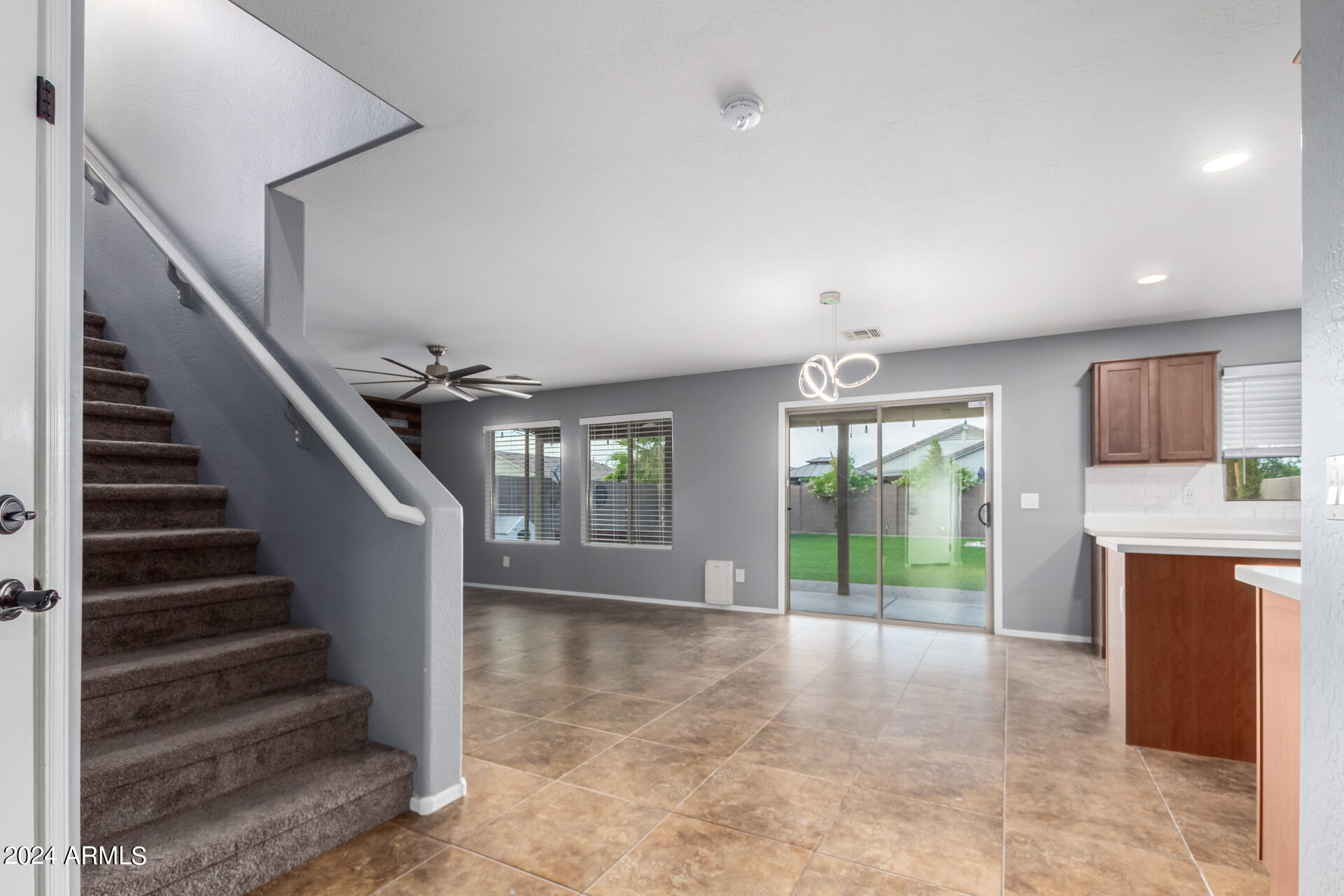 1290 W BELMONT RED Trail