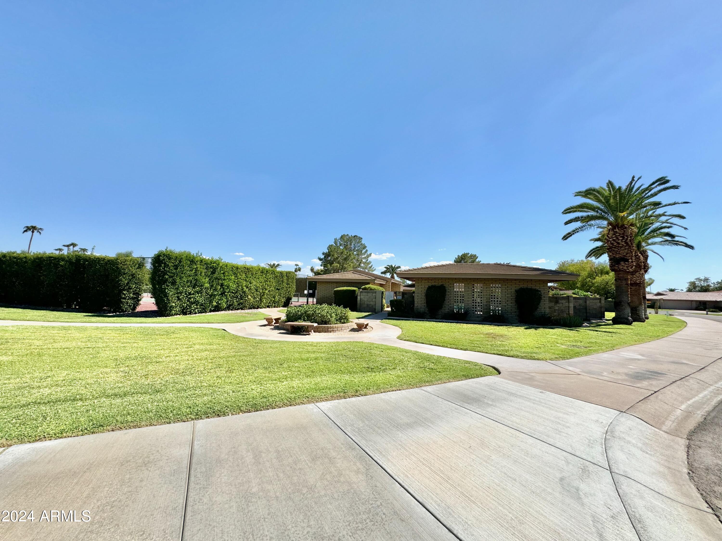 7496 N DEL NORTE Drive