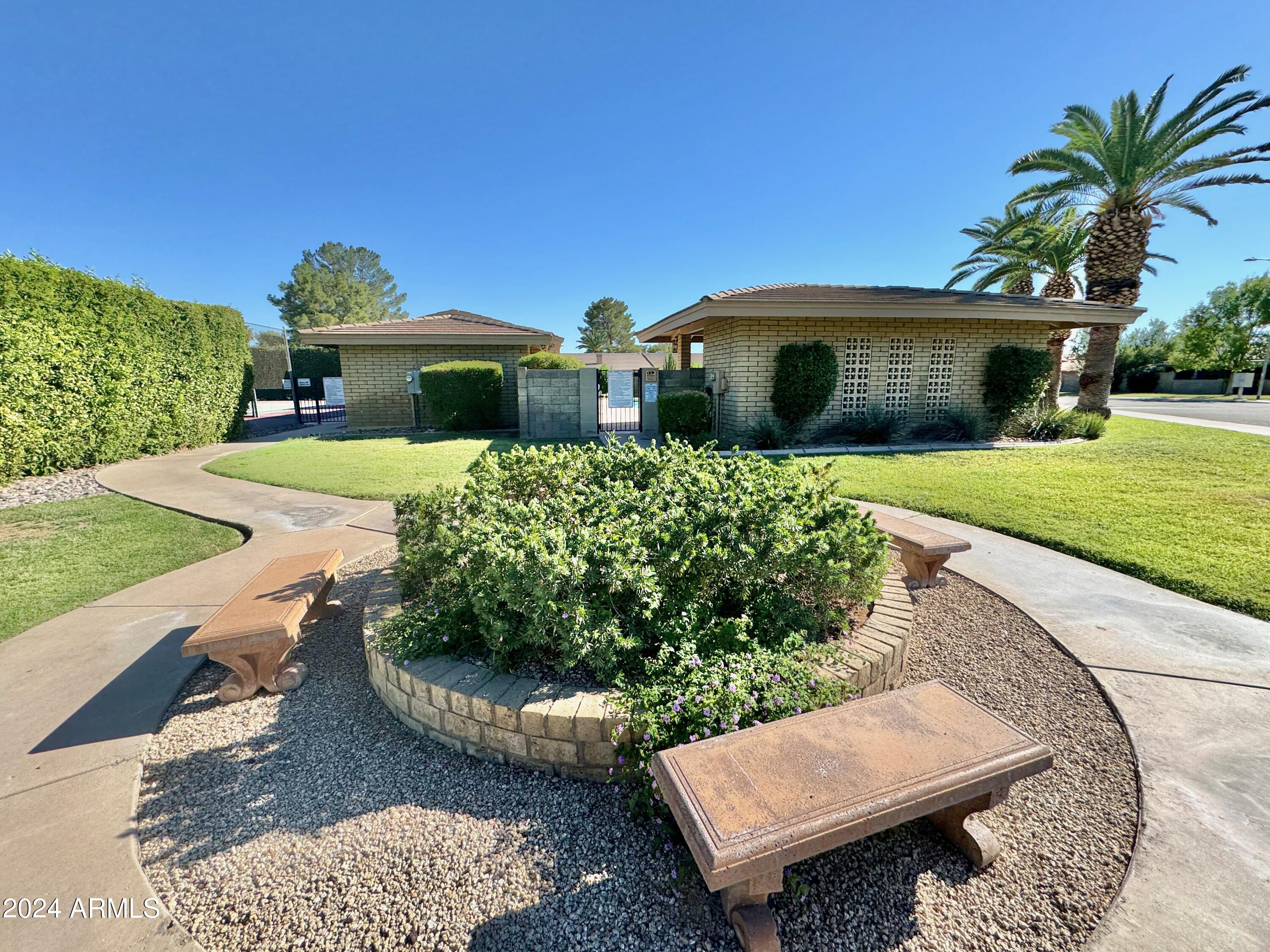 7496 N DEL NORTE Drive