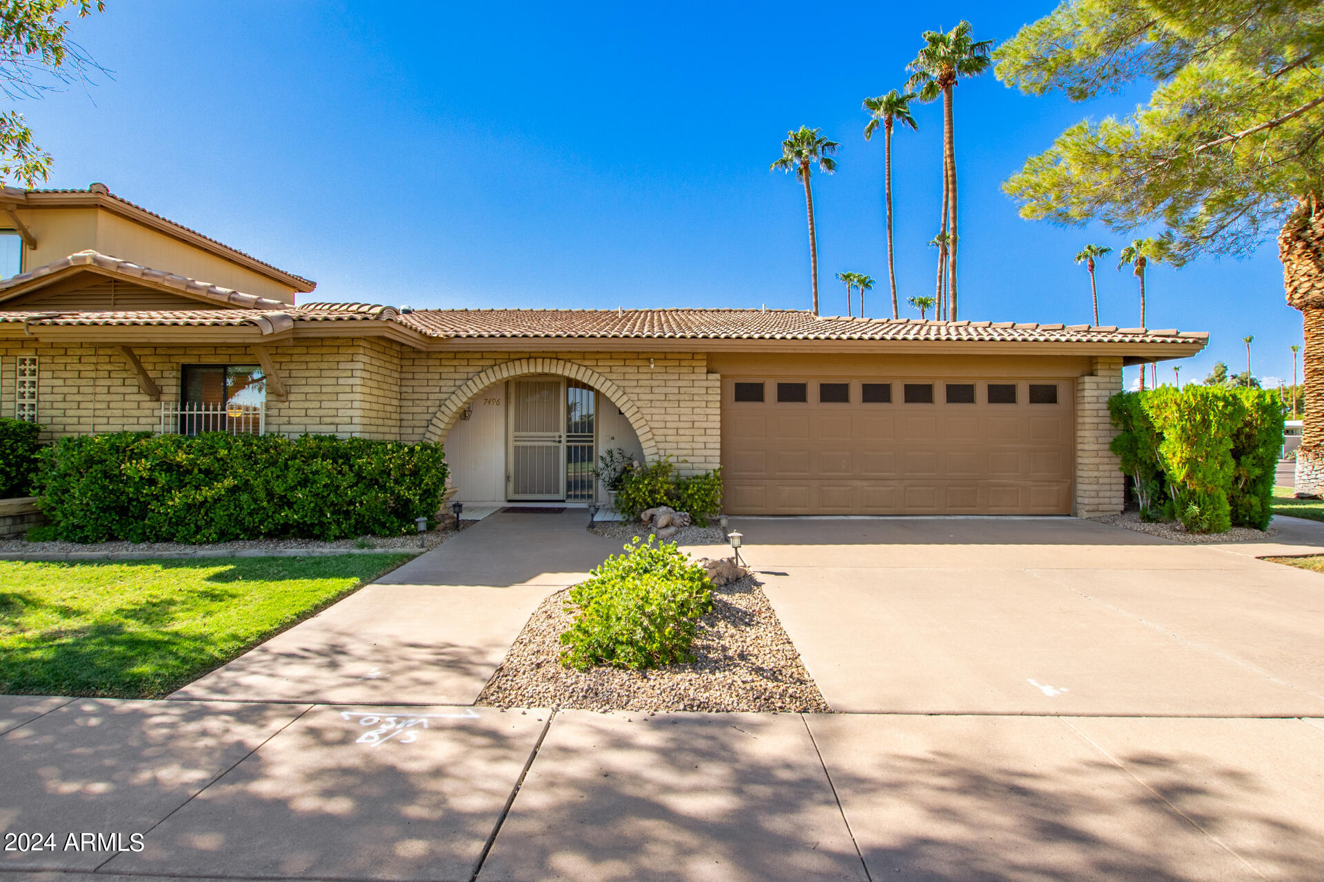 7496 N DEL NORTE Drive