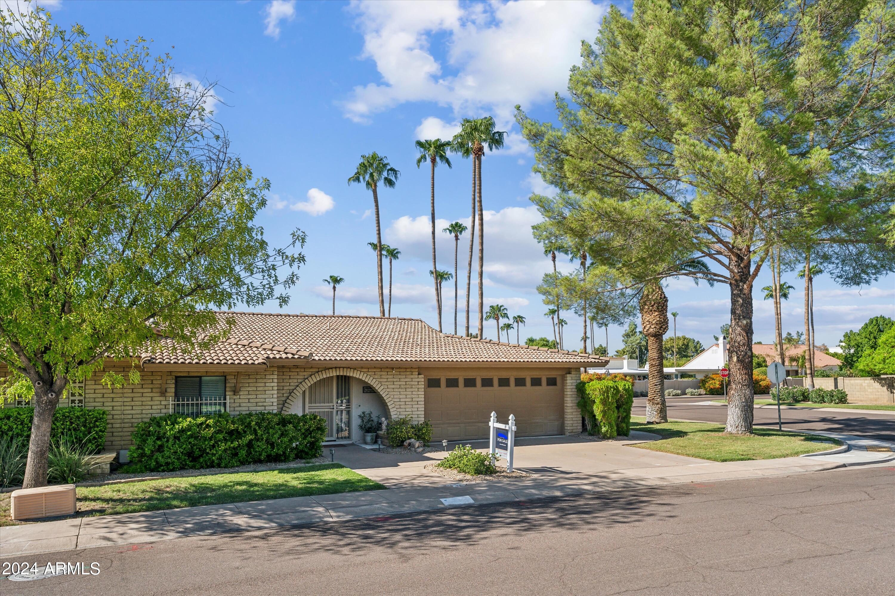 7496 N DEL NORTE Drive