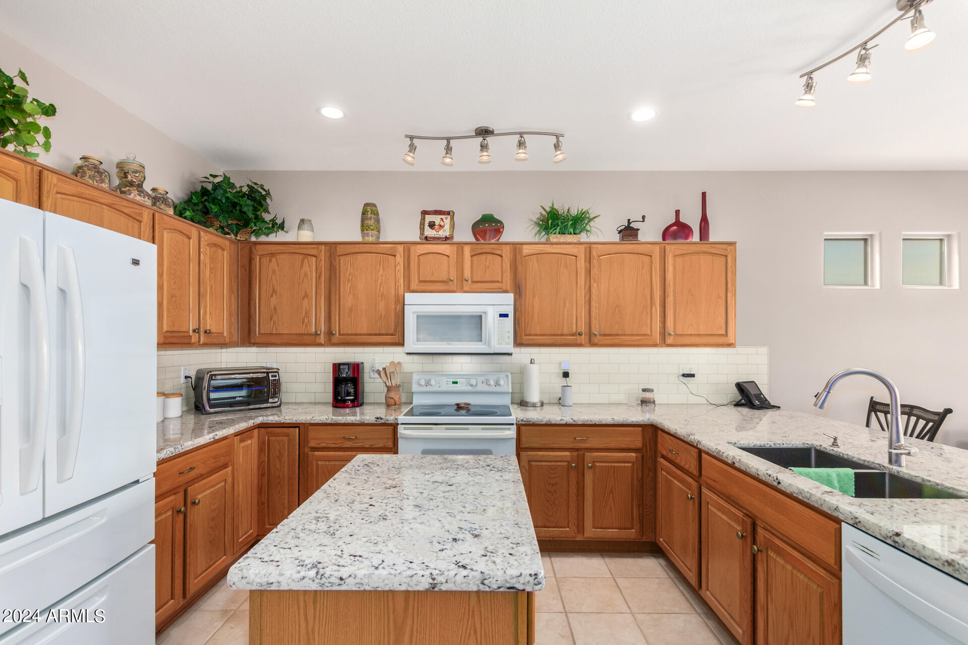 6960 S SENATE Street