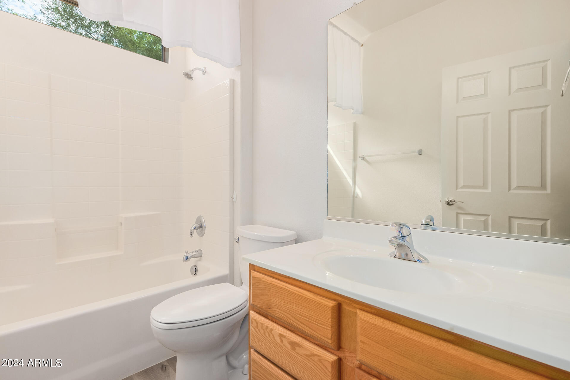 4777 E NARROWLEAF Drive