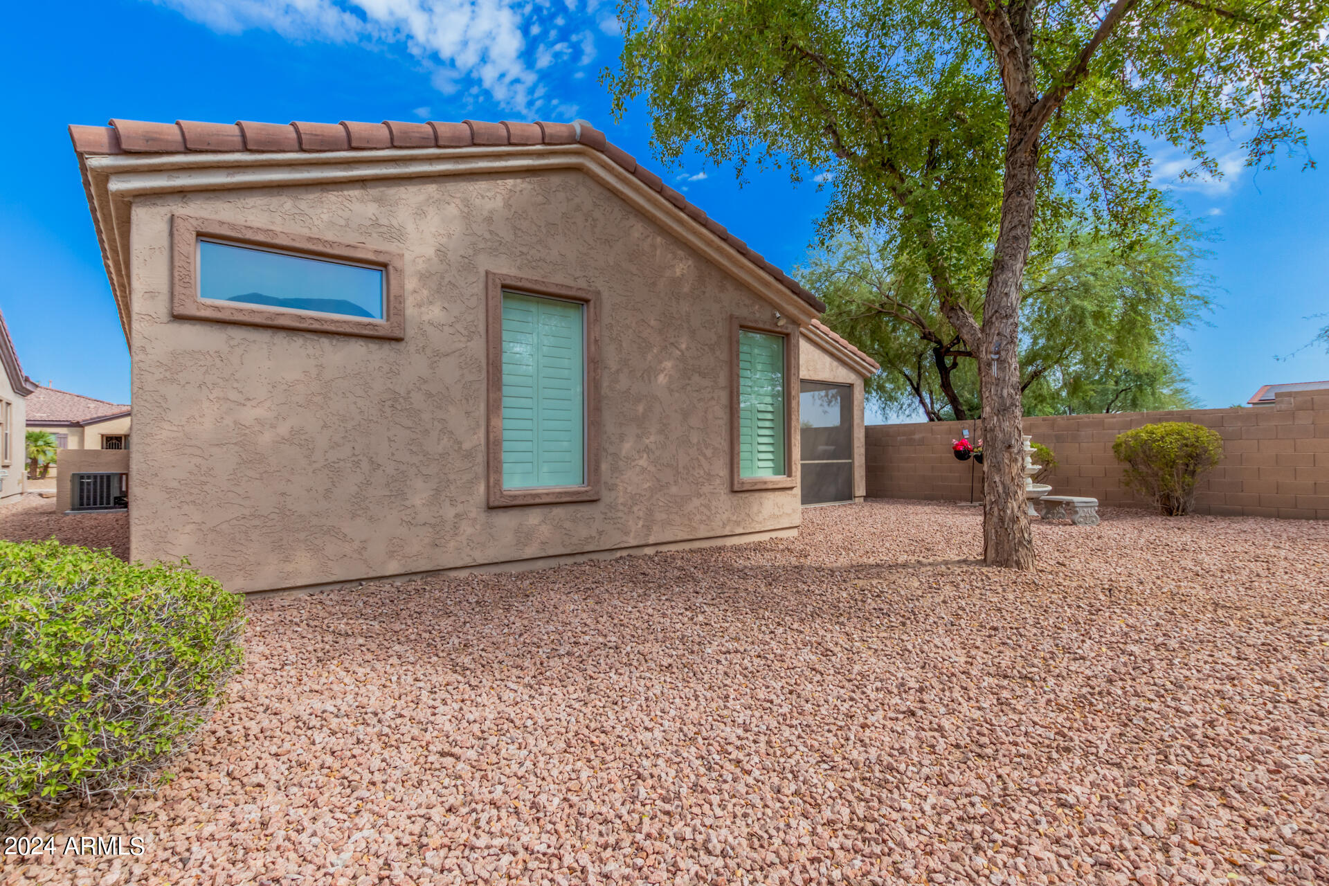 4777 E NARROWLEAF Drive