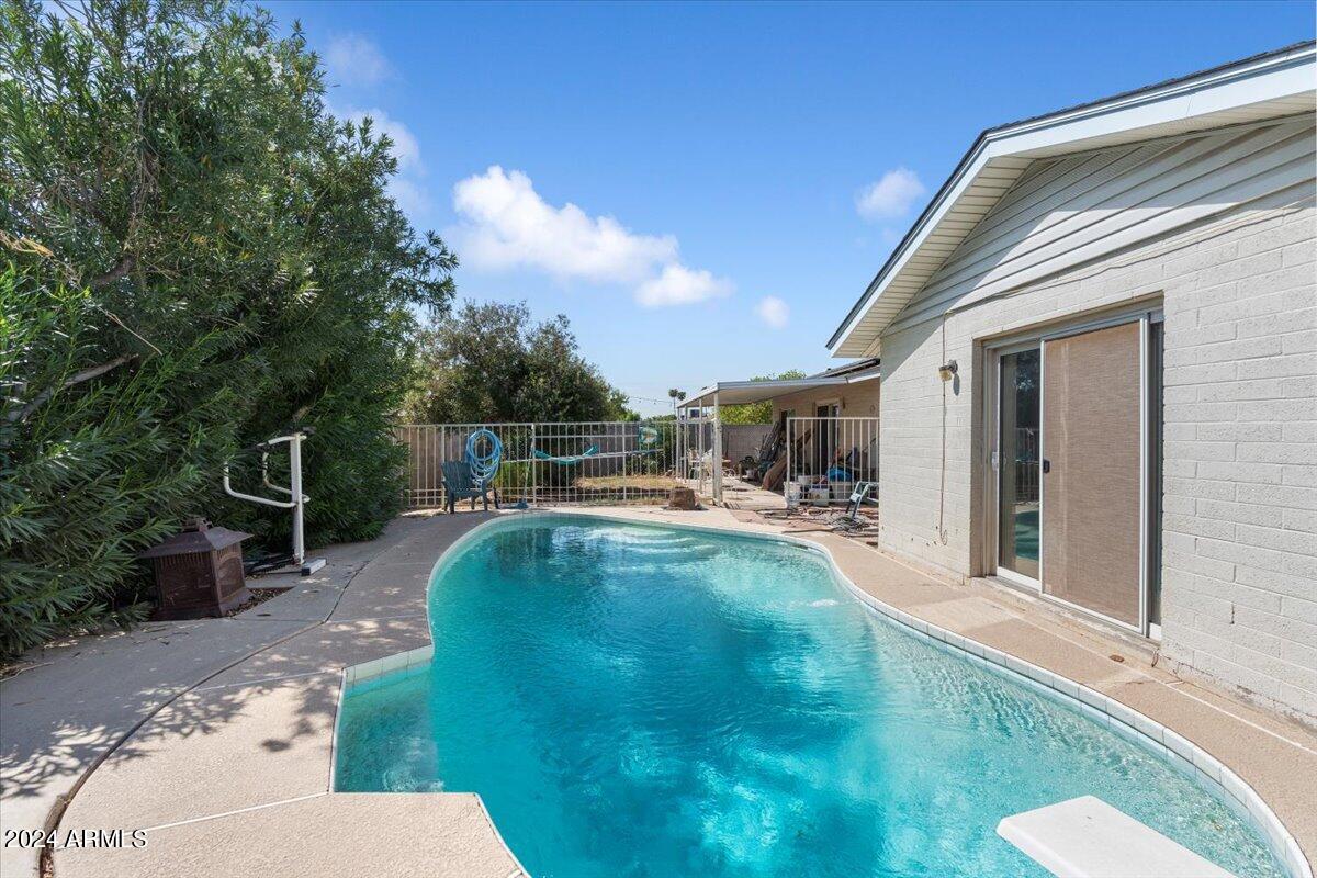 4139 W SHAW BUTTE Drive