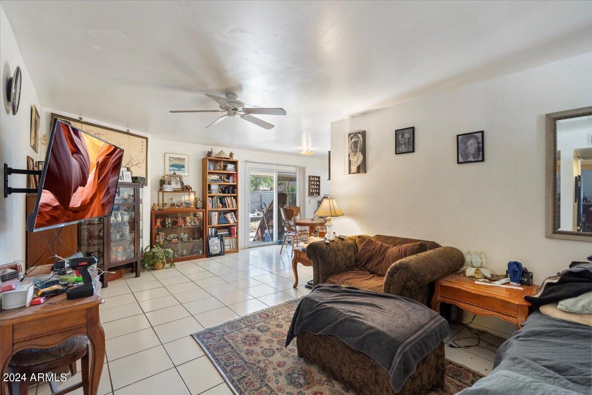 4139 W SHAW BUTTE Drive