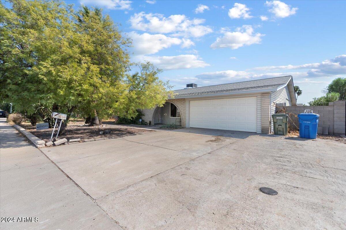 4139 W SHAW BUTTE Drive