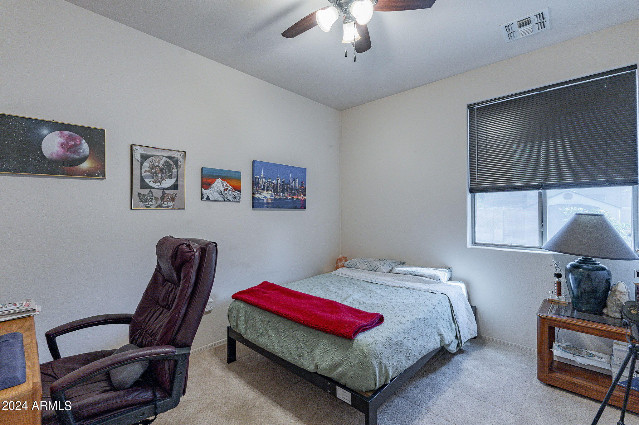 2578 E ARROWHEAD Trail