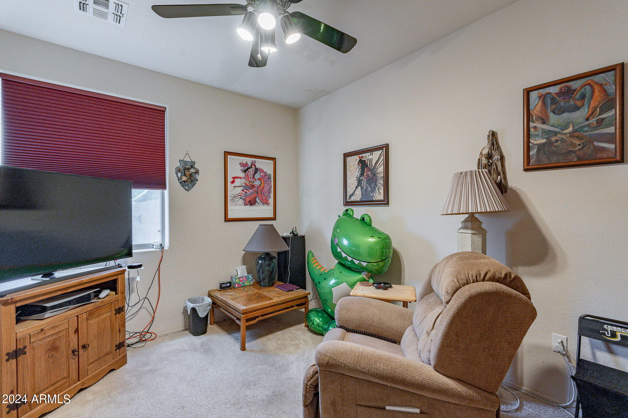 2578 E ARROWHEAD Trail