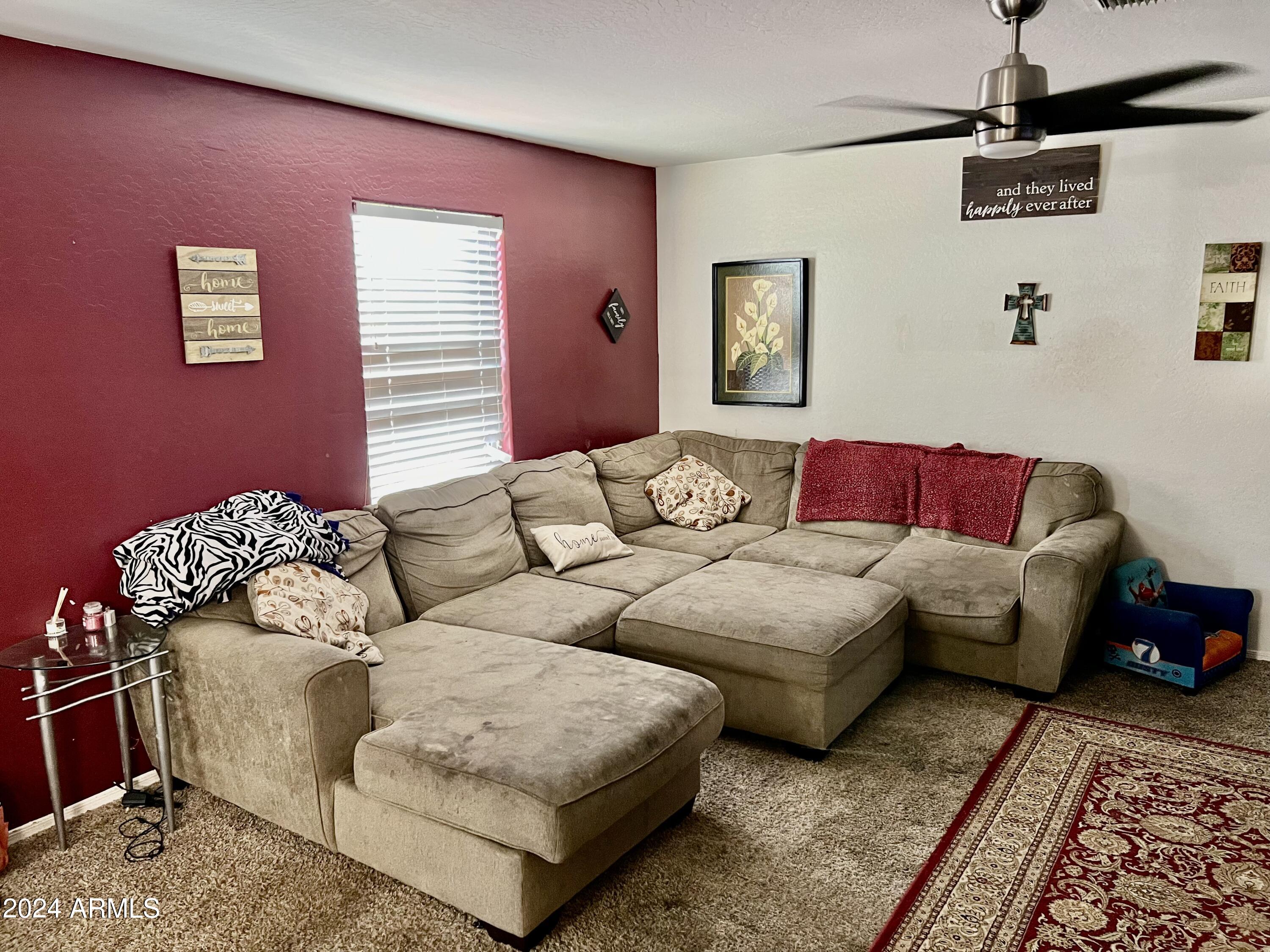 5818 E OASIS Boulevard