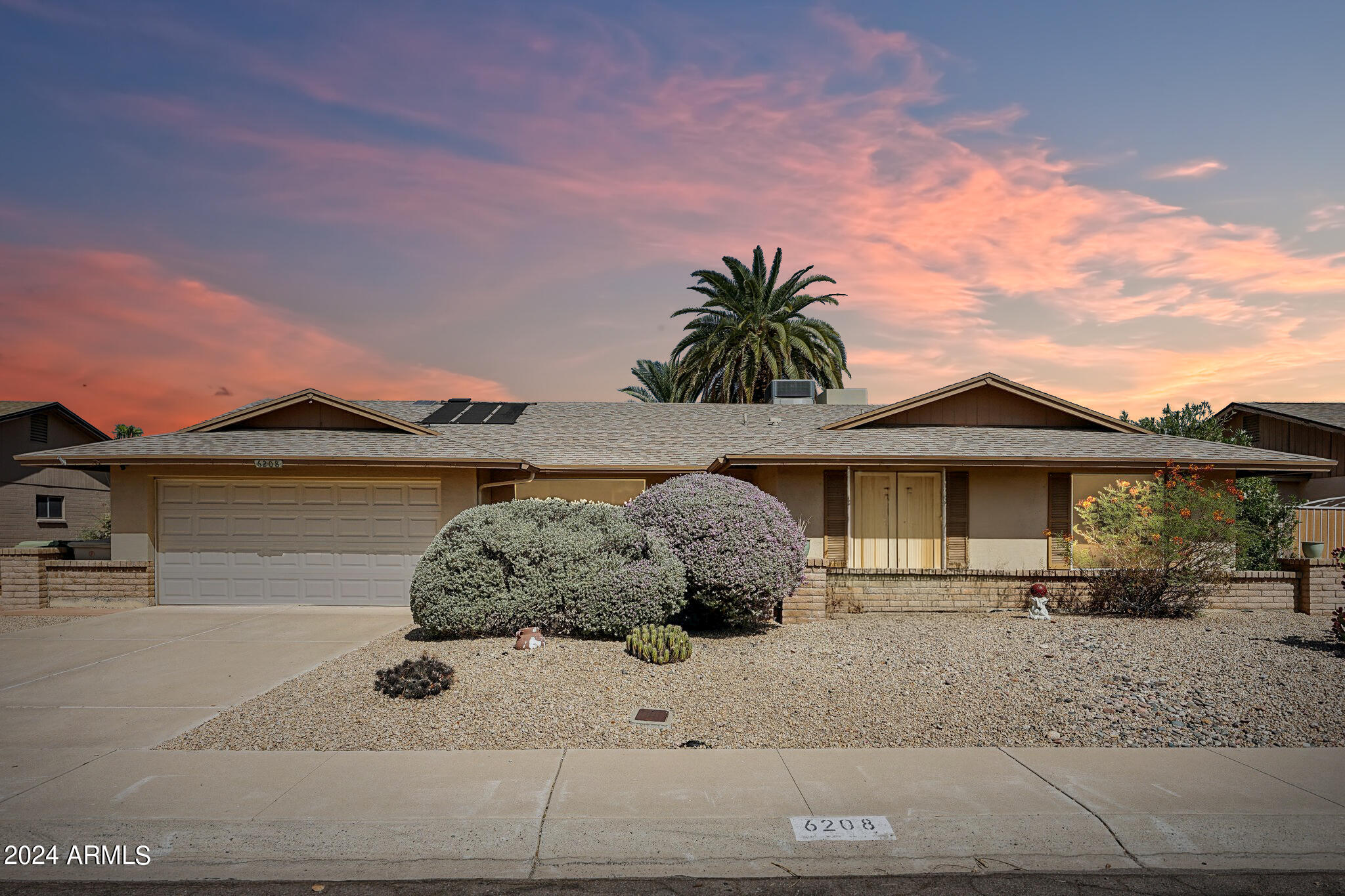 6208 W COLUMBINE Drive