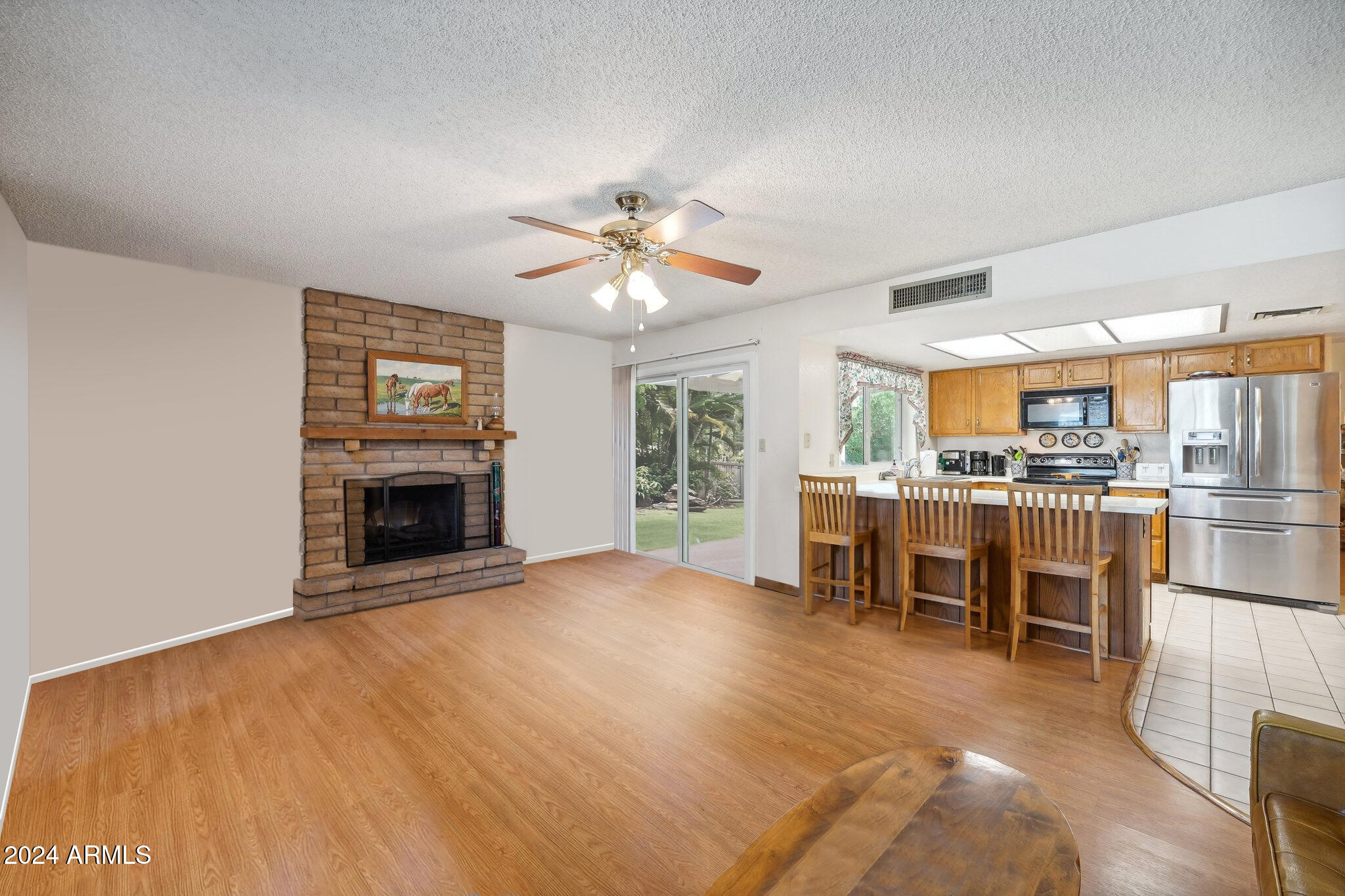 6208 W COLUMBINE Drive