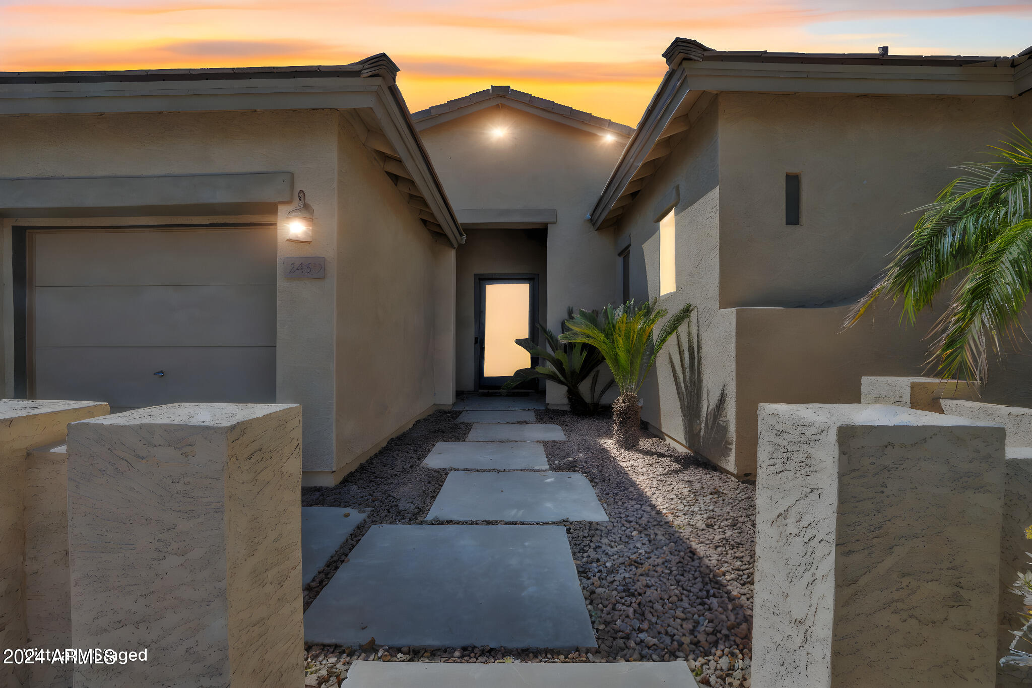 2455 E TONTO Place