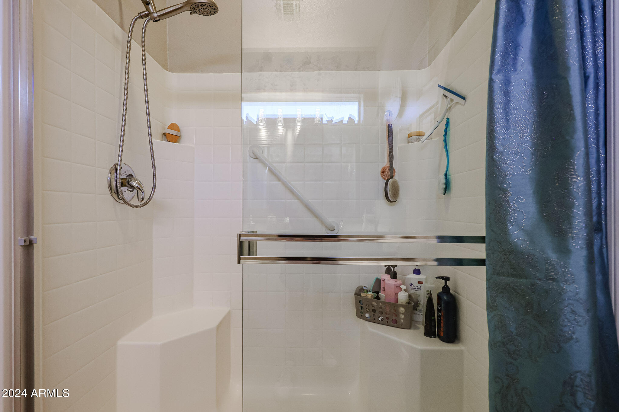 3881 E GLENEAGLE Place