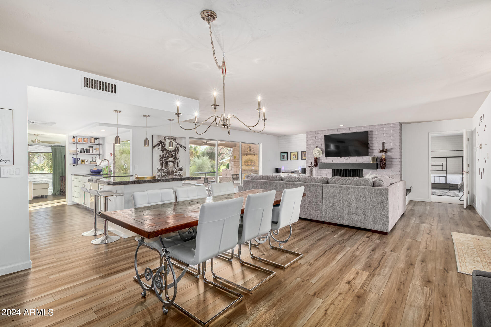 7837 E CAREFREE ESTATES Circle